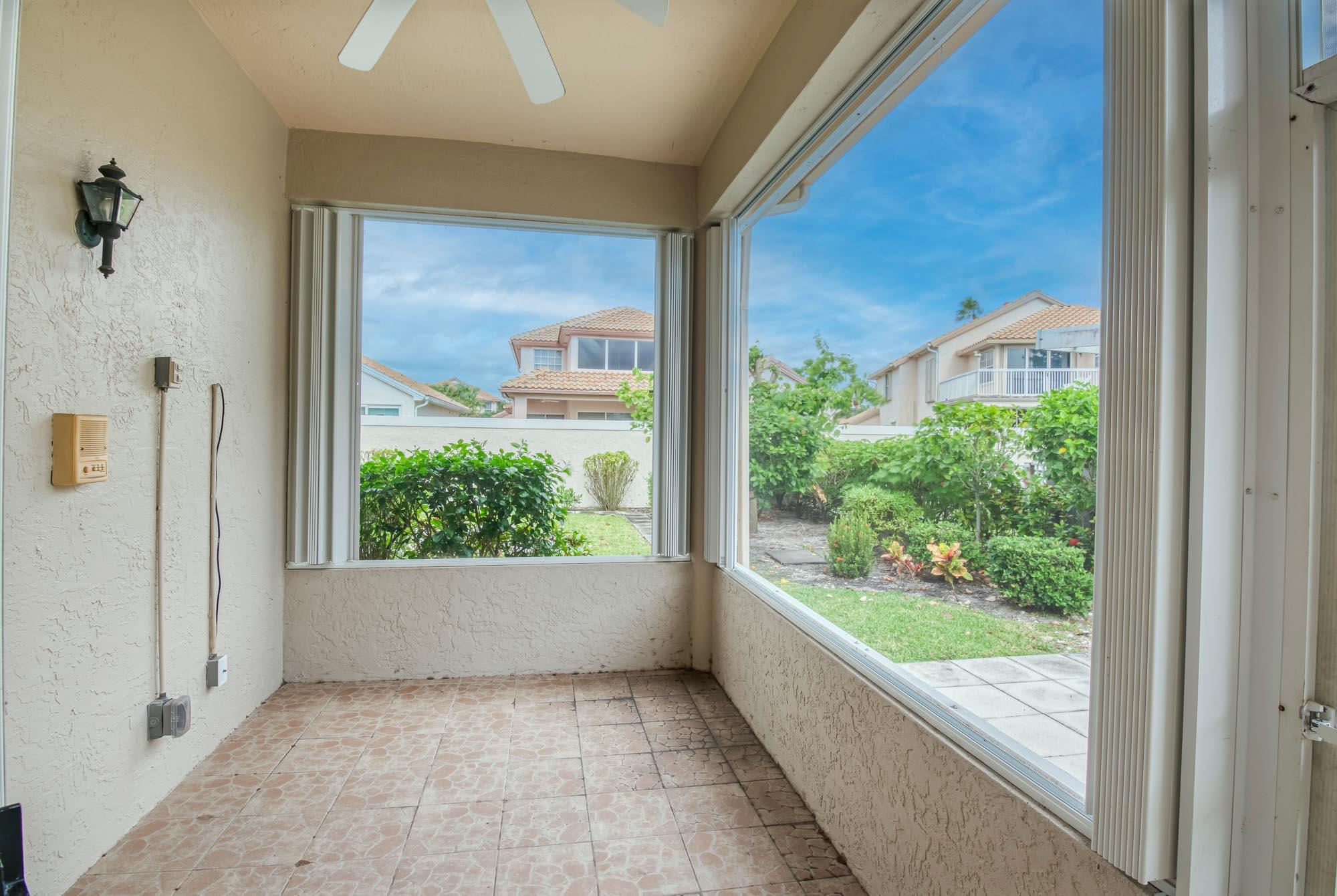 942 Augusta Pointe Drive
