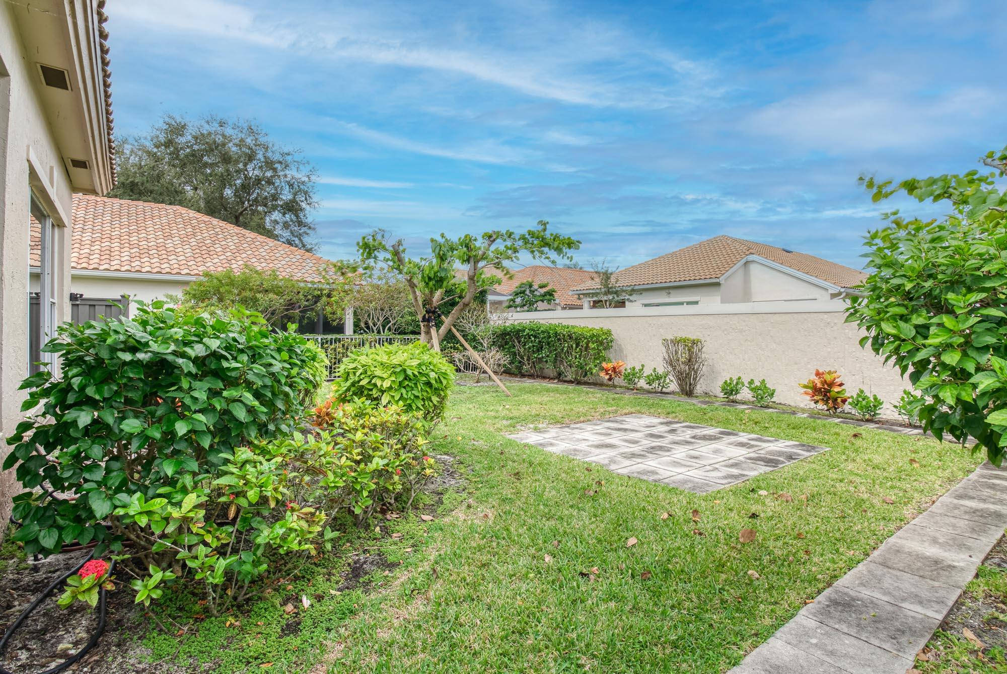 942 Augusta Pointe Drive