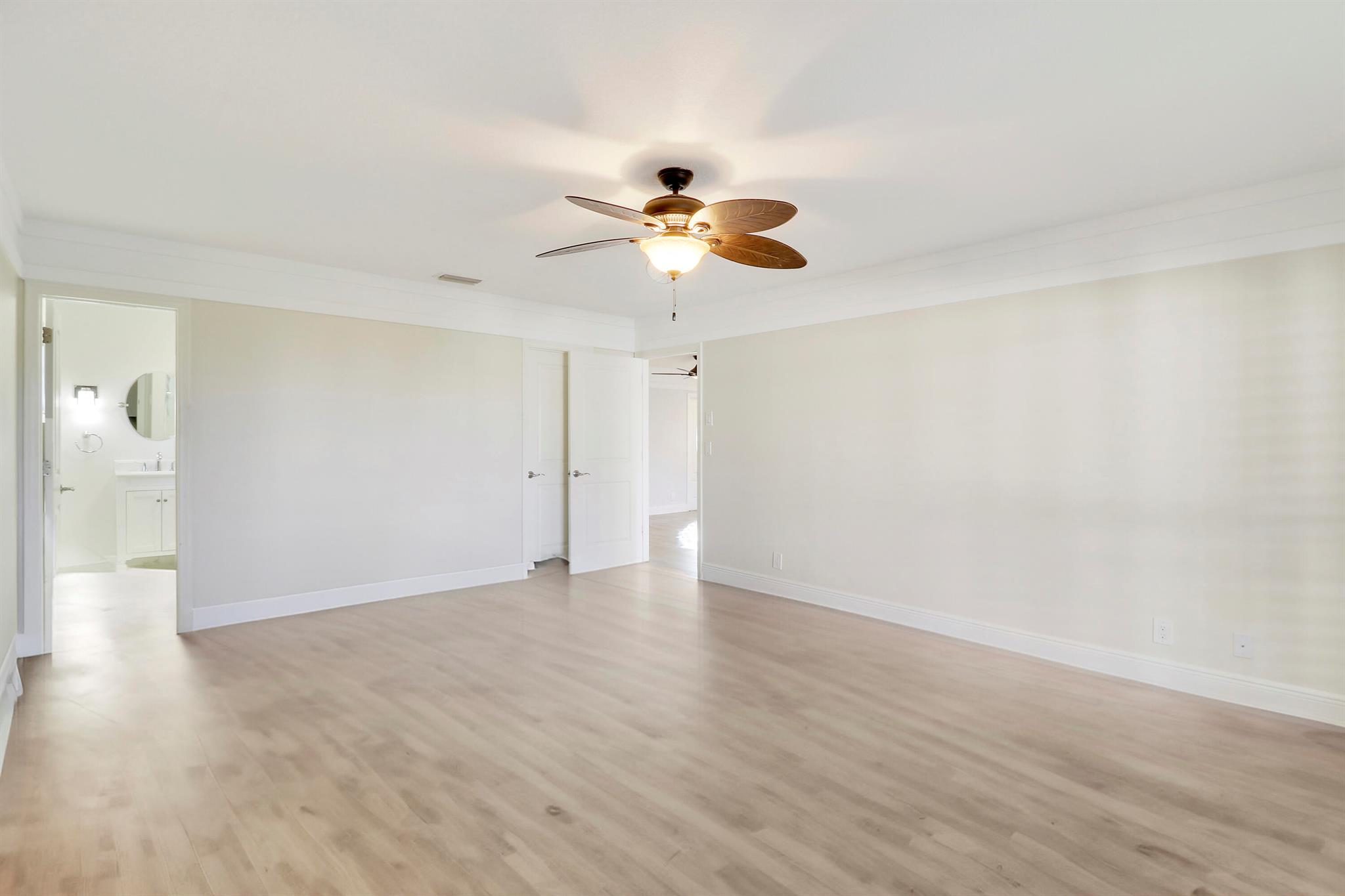 13565 Whispering Lakes Lane