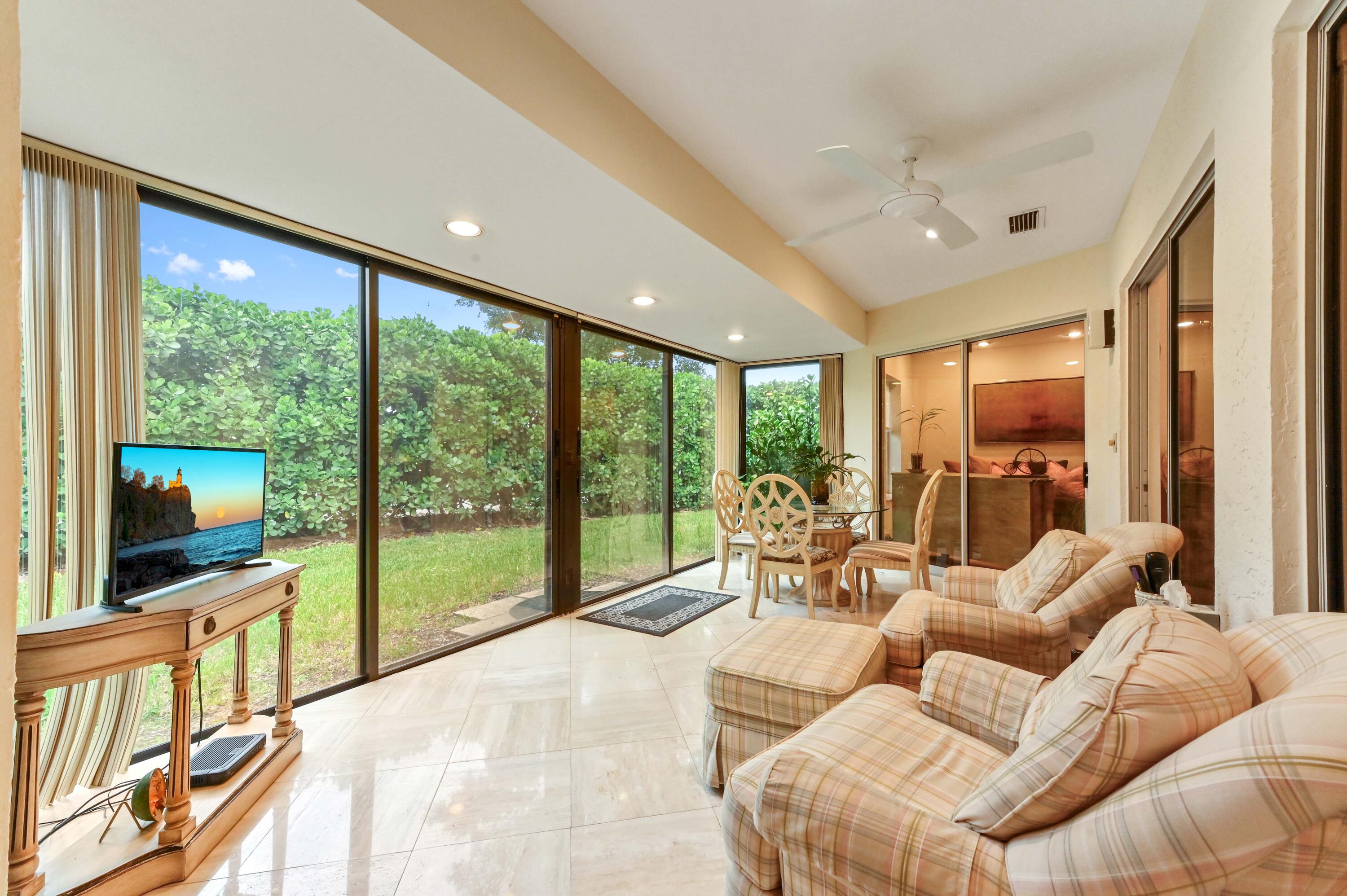 4665 Fountains Drive S