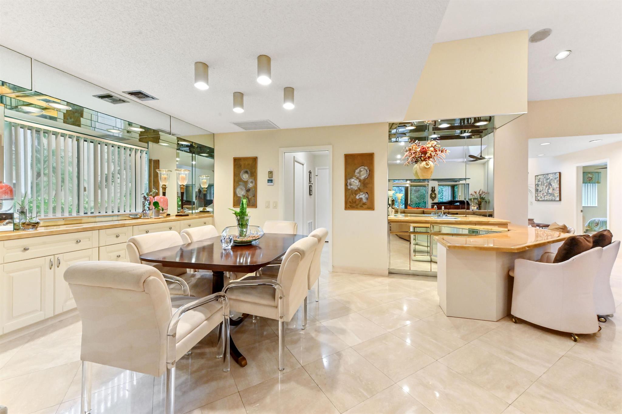 4665 Fountains Drive S