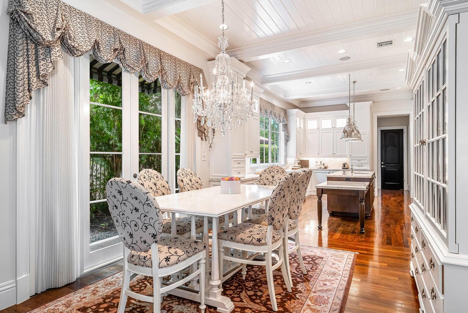 485 NE Spanish Trail