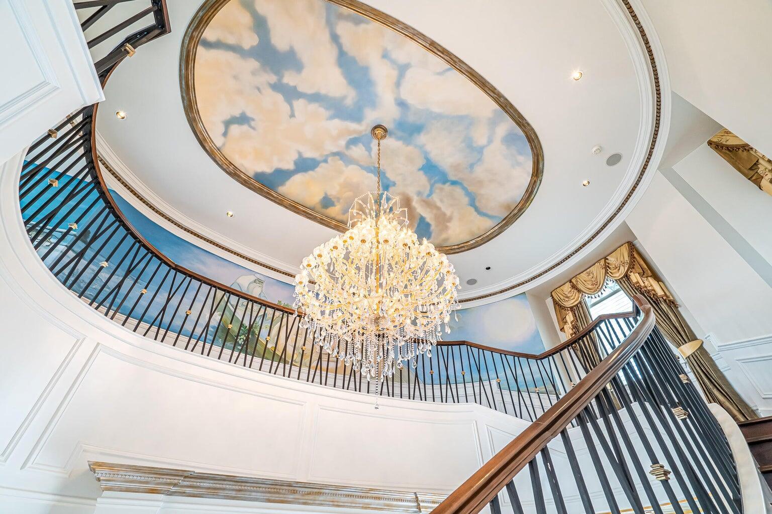 485 NE Spanish Trail