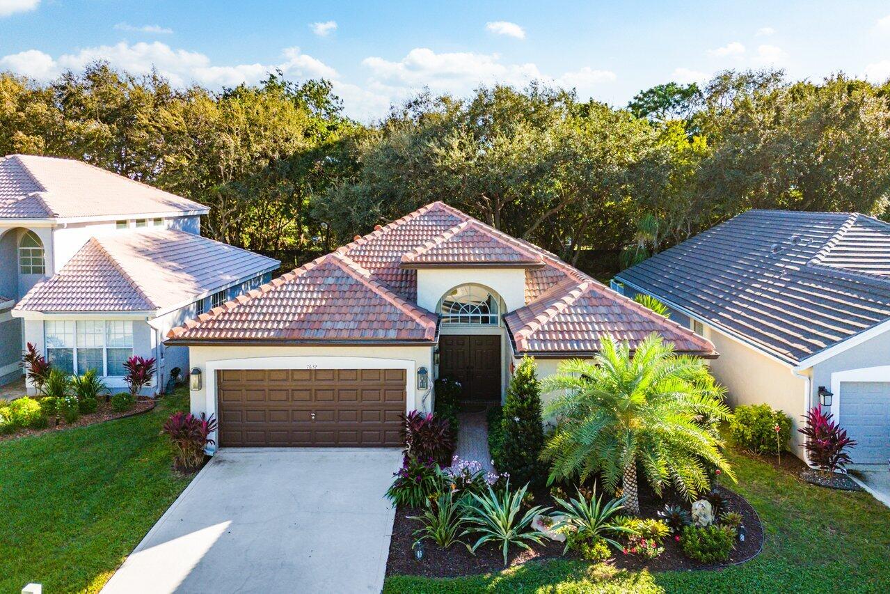 7632 Charing Cross Lane