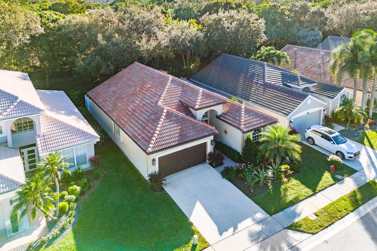 7632 Charing Cross Lane