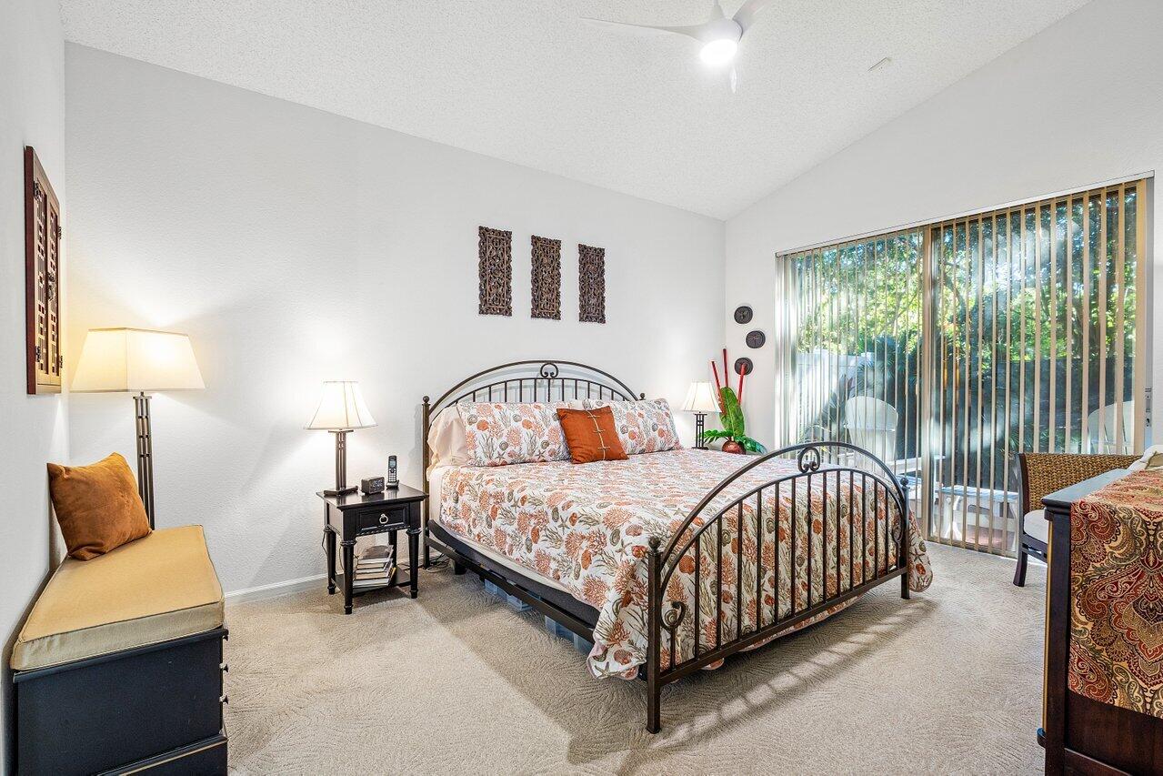 7632 Charing Cross Lane