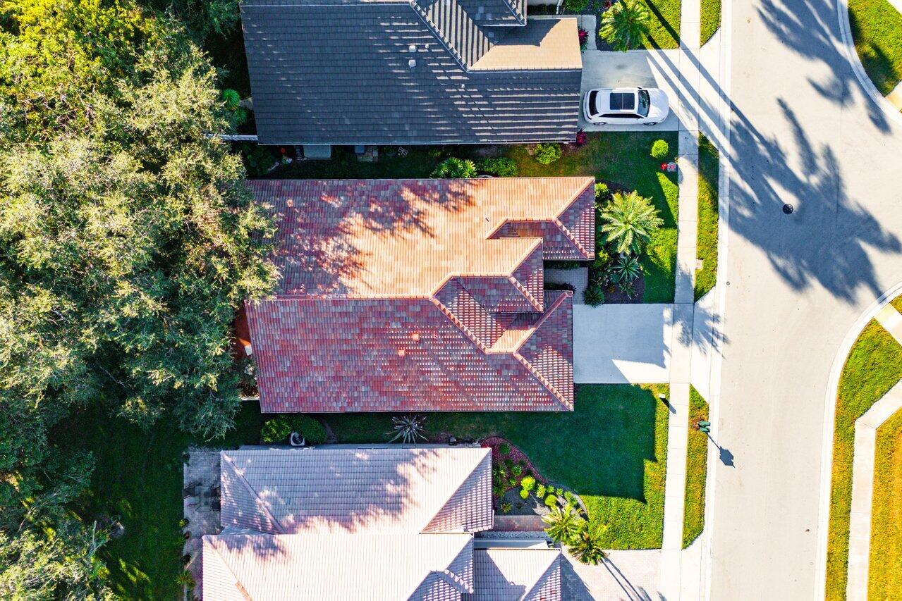 7632 Charing Cross Lane