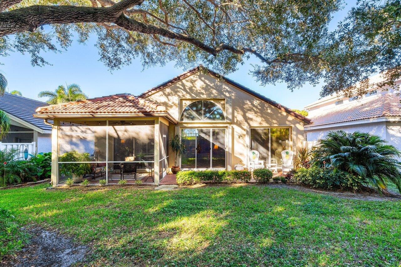 7632 Charing Cross Lane