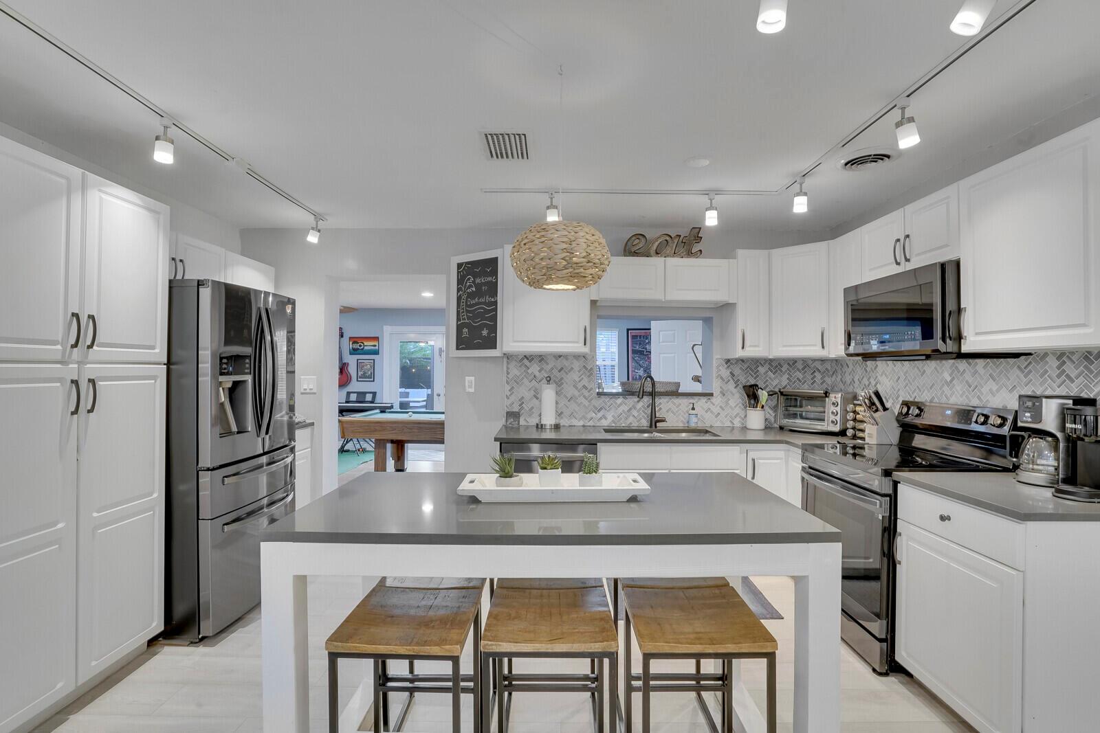 943 SE 5th Street