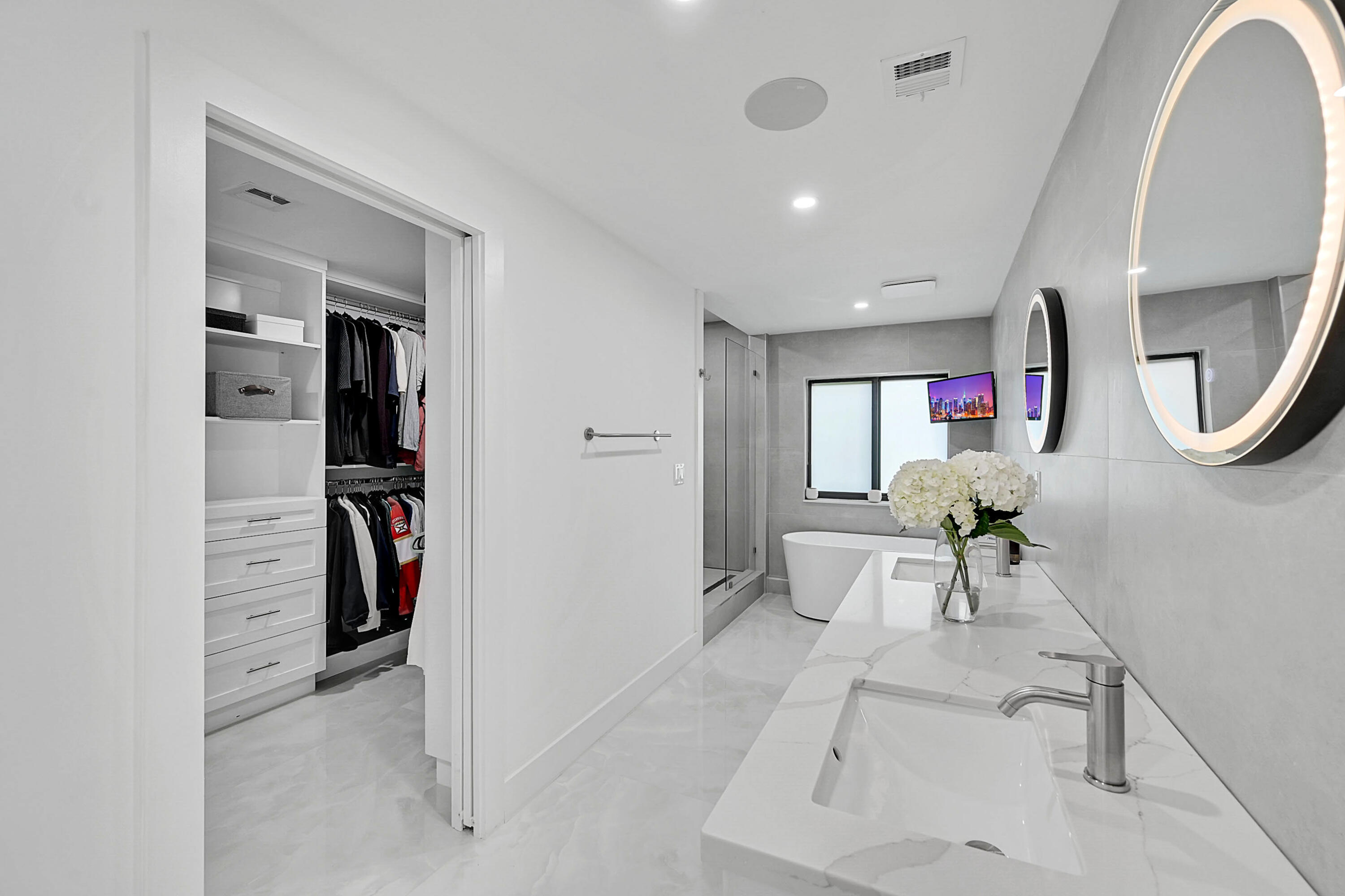 800 Andrews Avenue 9