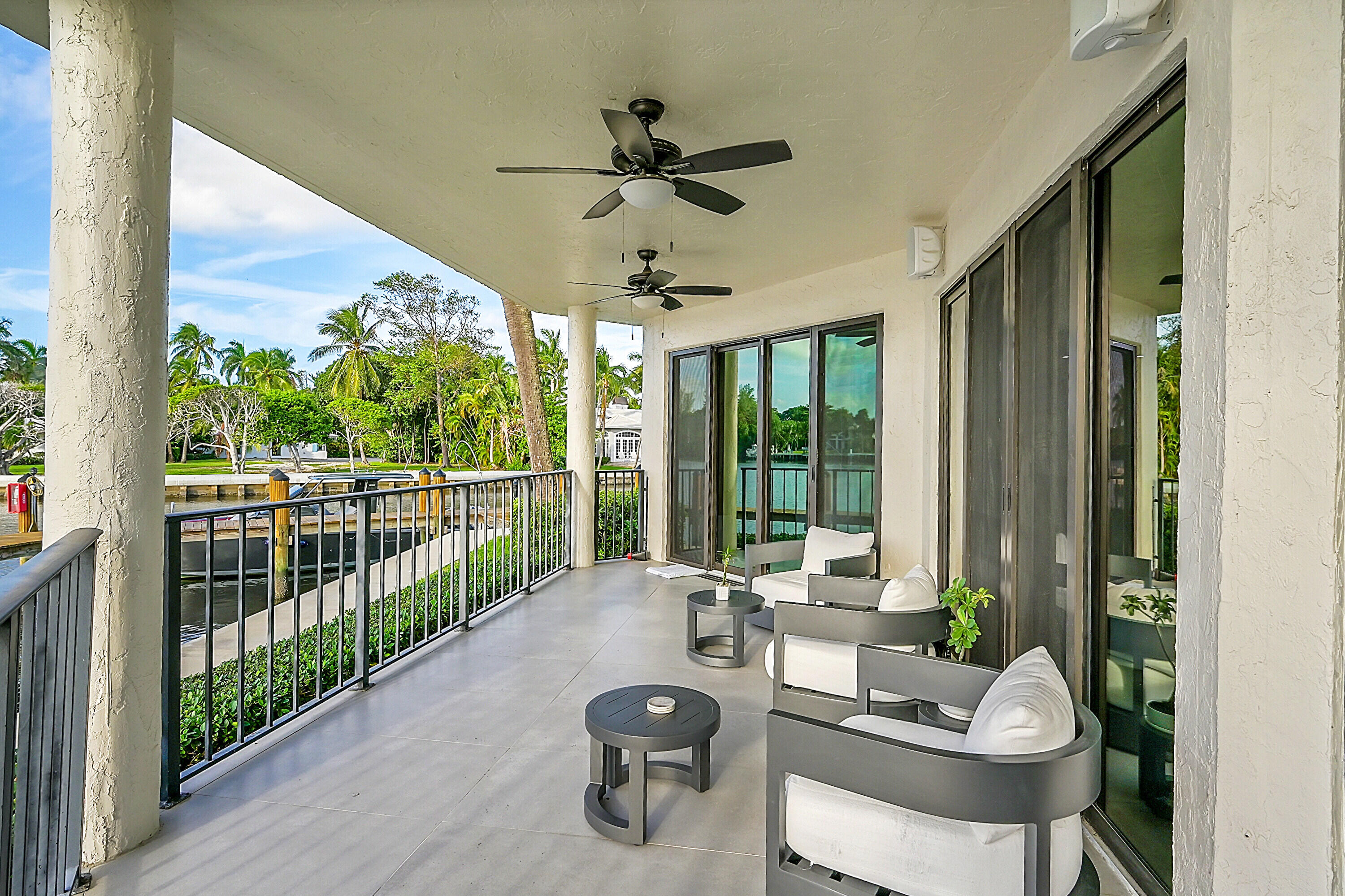 800 Andrews Avenue 9