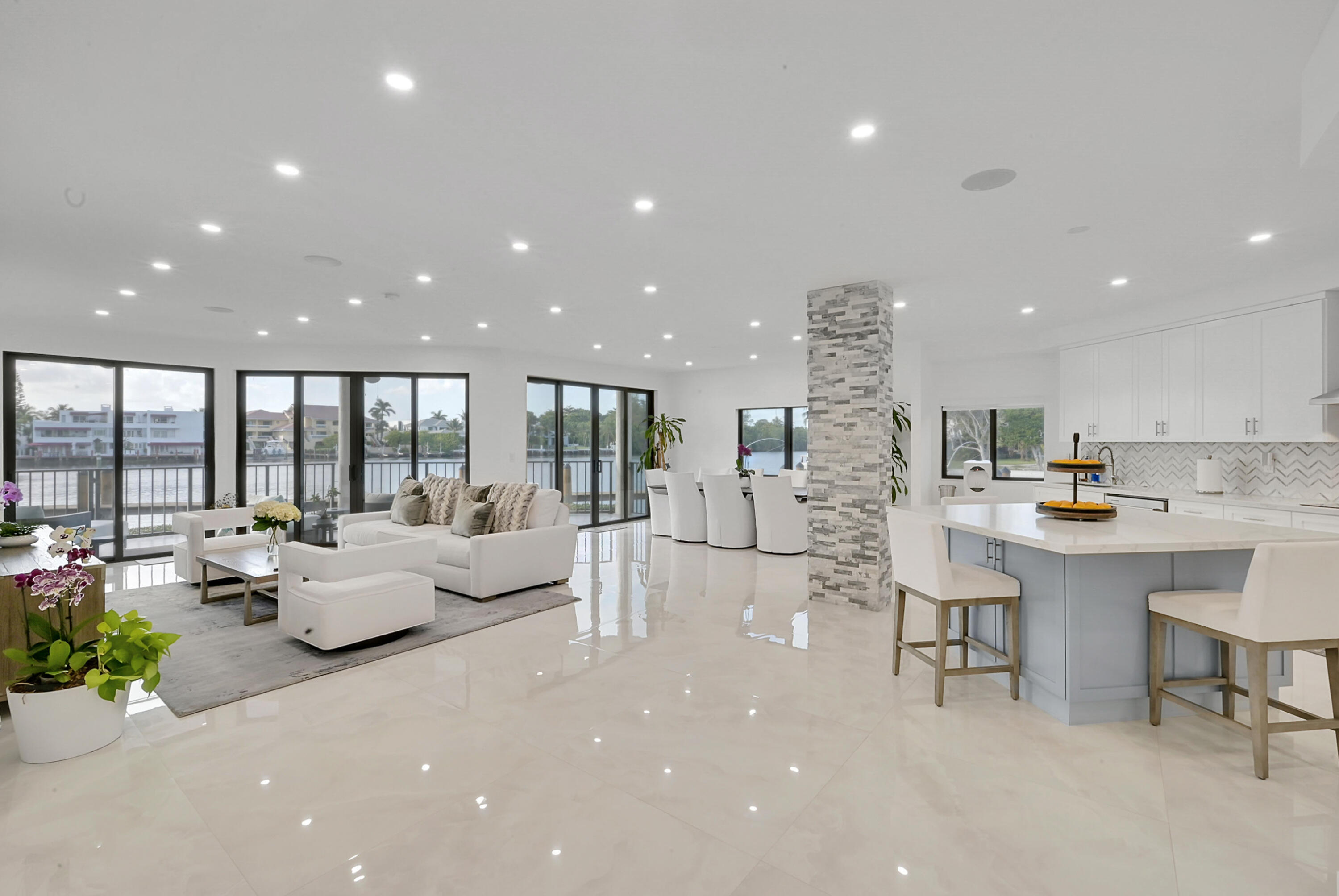 800 Andrews Avenue 9