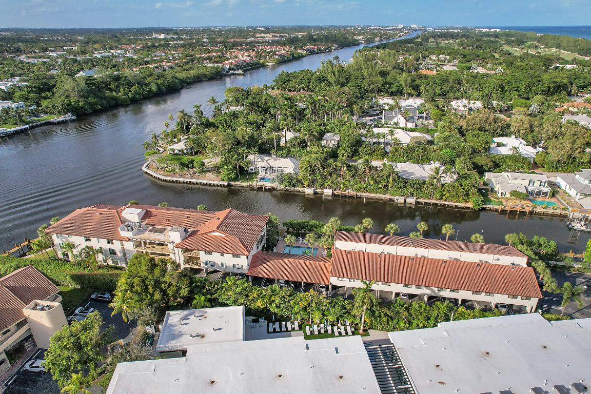 800 Andrews Avenue 9