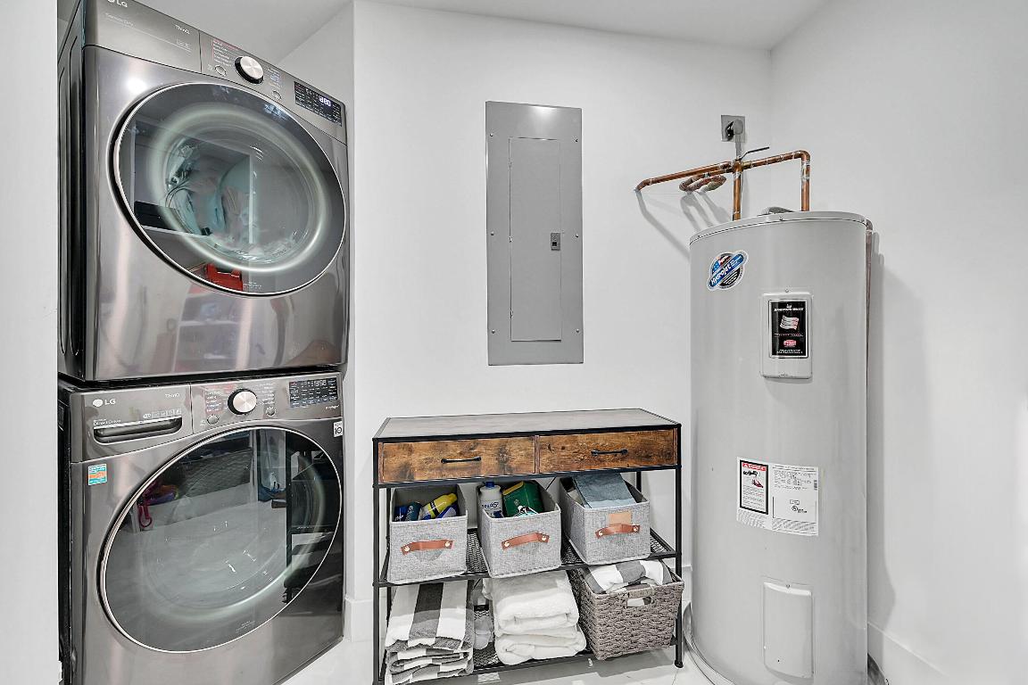 800 Andrews Avenue 9