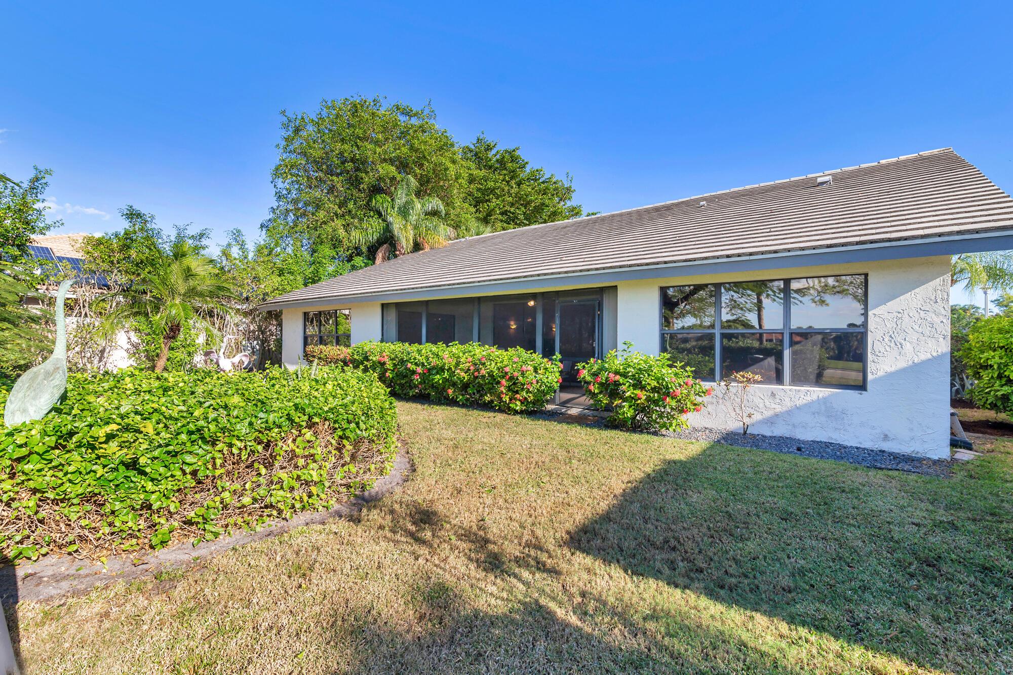 924 Greensward Lane