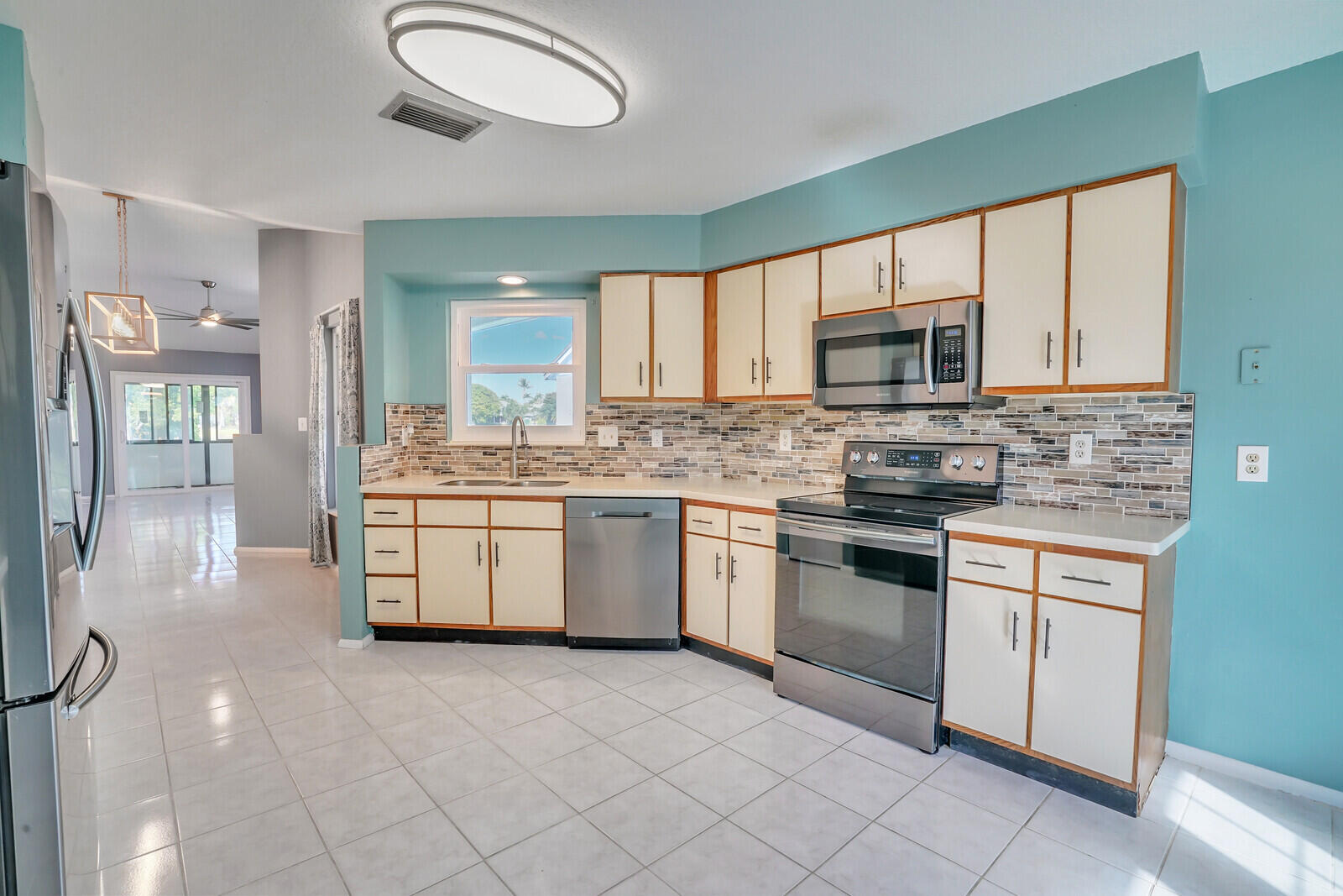 32 Misty Meadow Drive