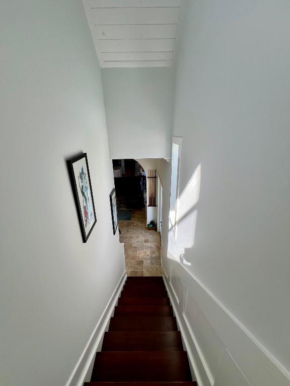 12211 Rockledge Circle