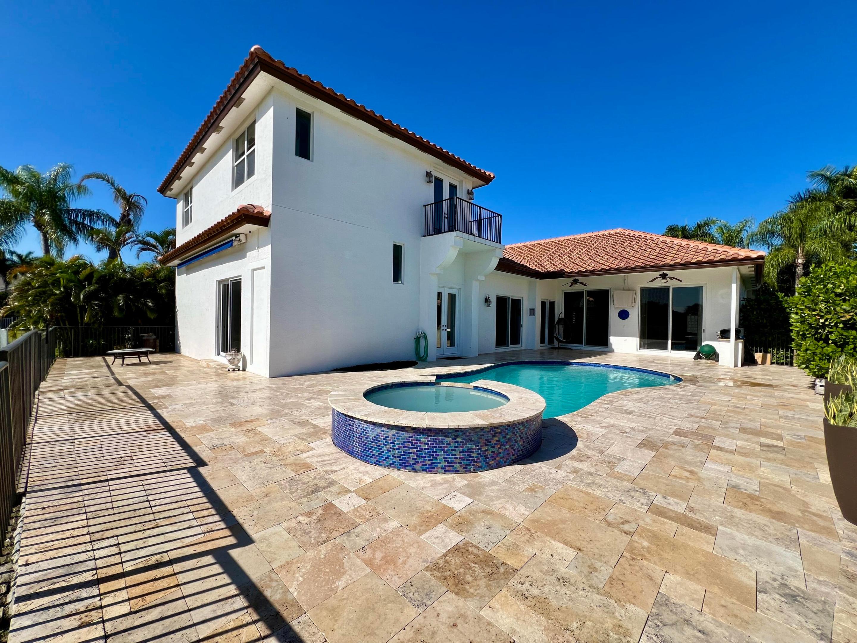 12211 Rockledge Circle