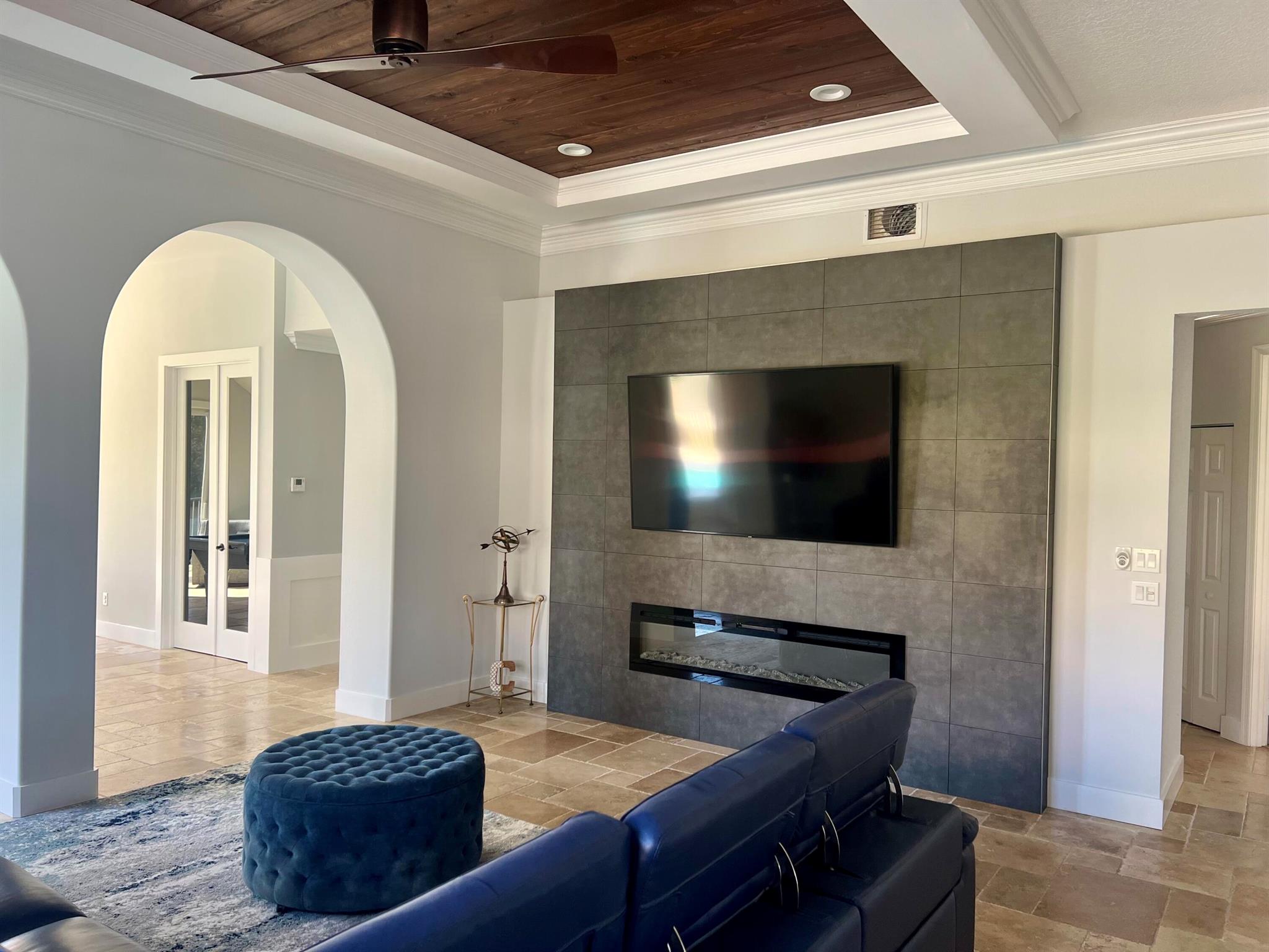 12211 Rockledge Circle