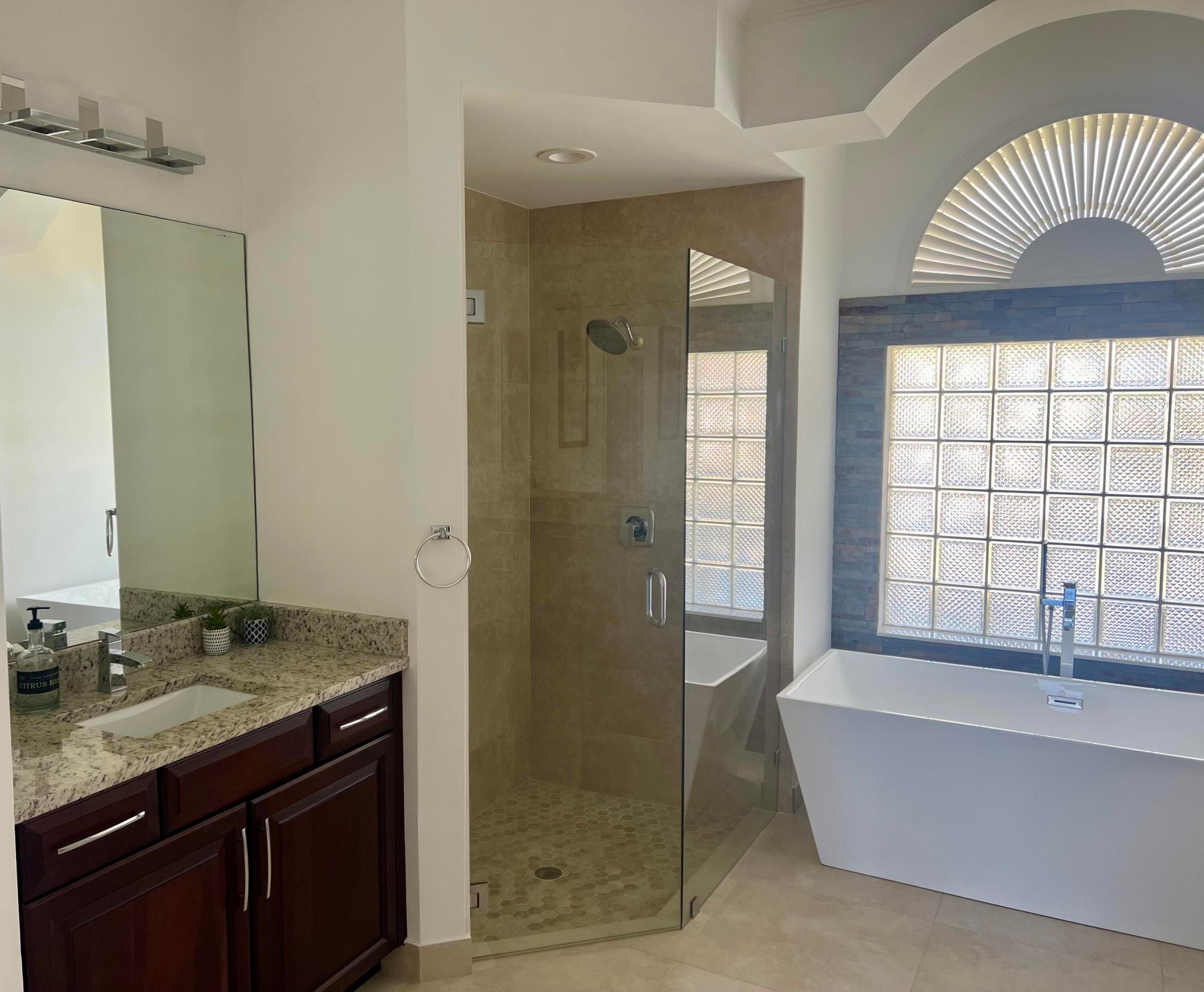 12211 Rockledge Circle