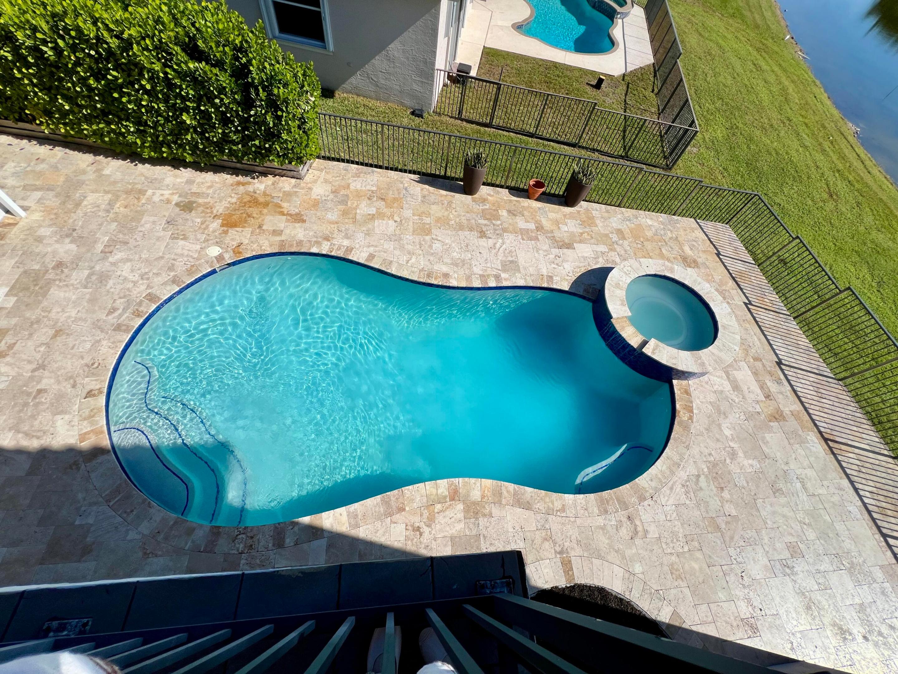 12211 Rockledge Circle