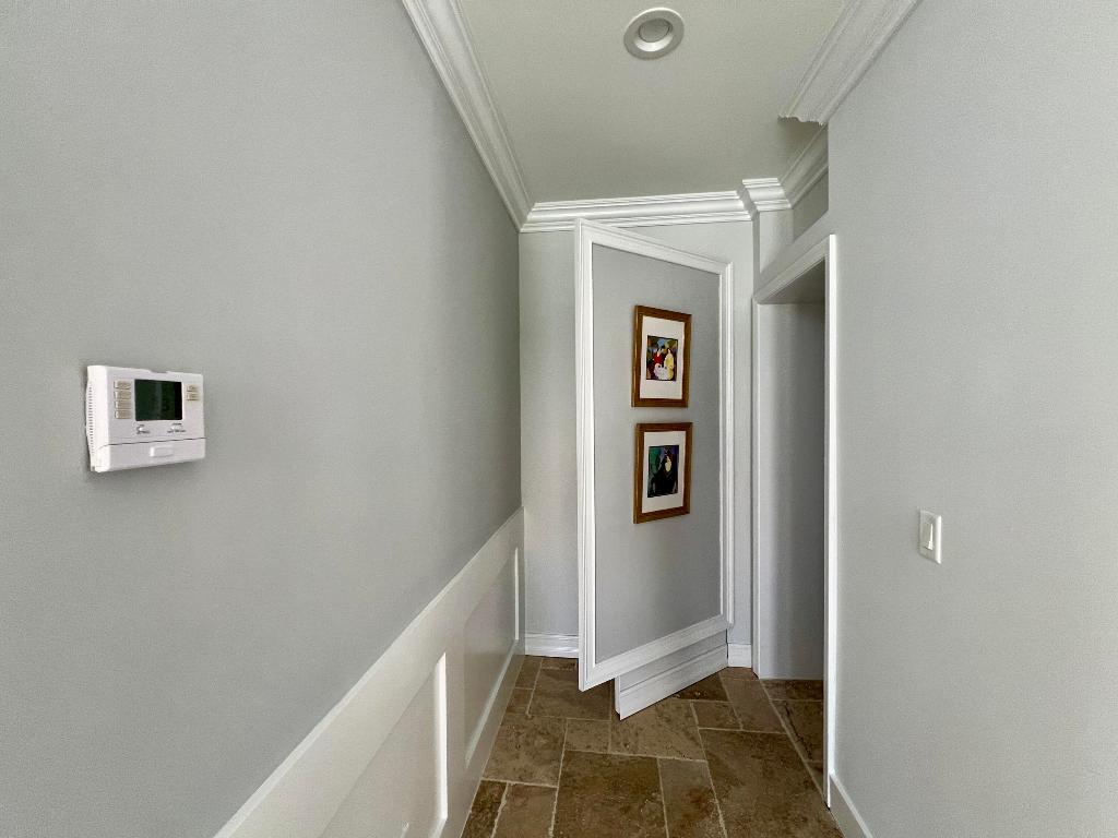 12211 Rockledge Circle