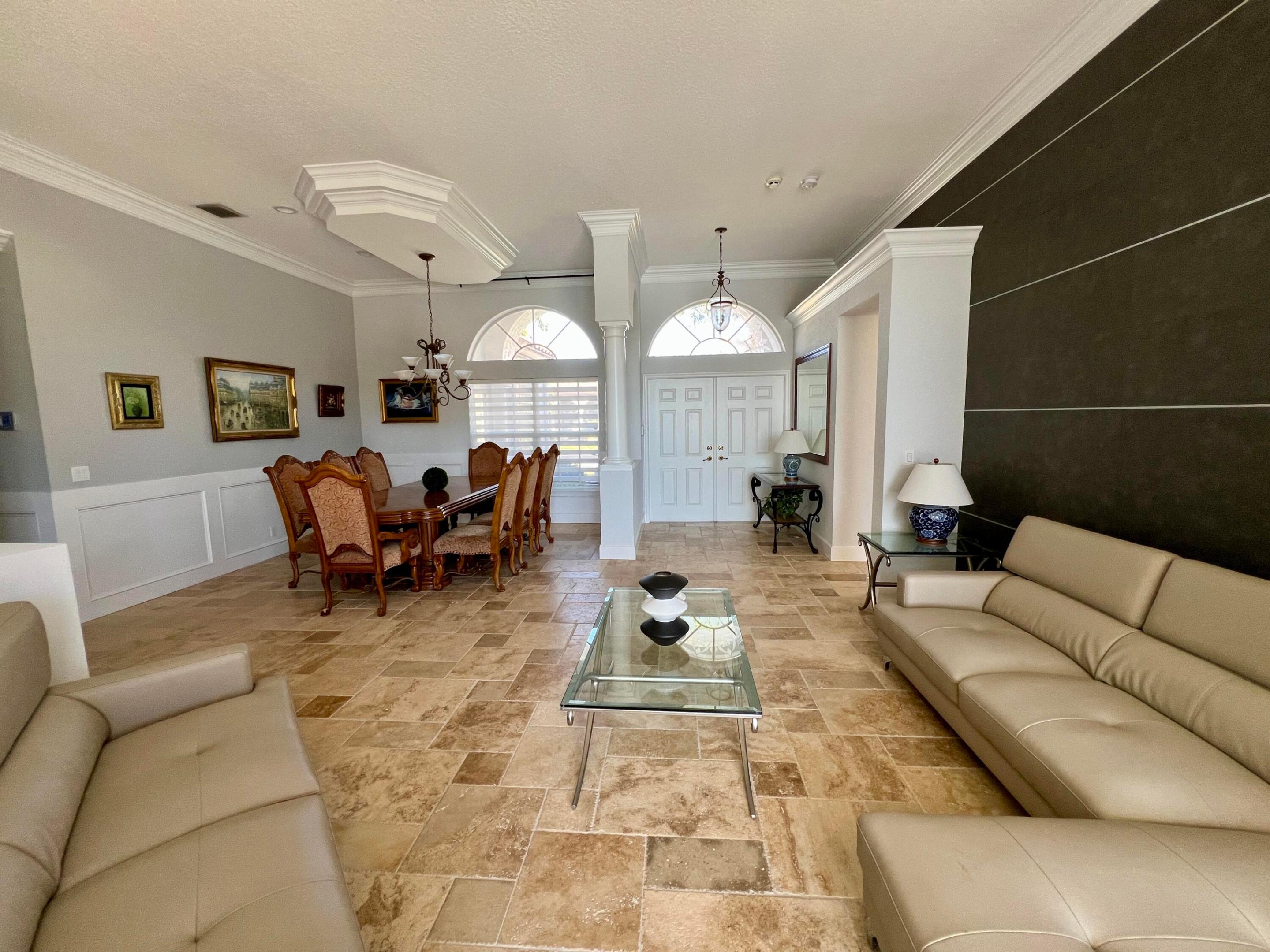 12211 Rockledge Circle