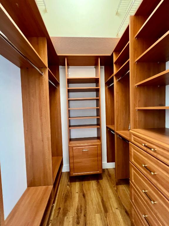 12211 Rockledge Circle