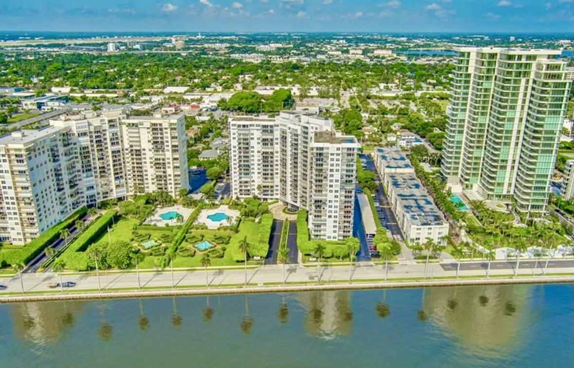 1701 S Flagler Drive 101