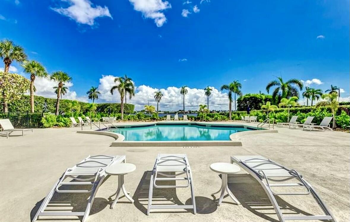 1701 S Flagler Drive 101