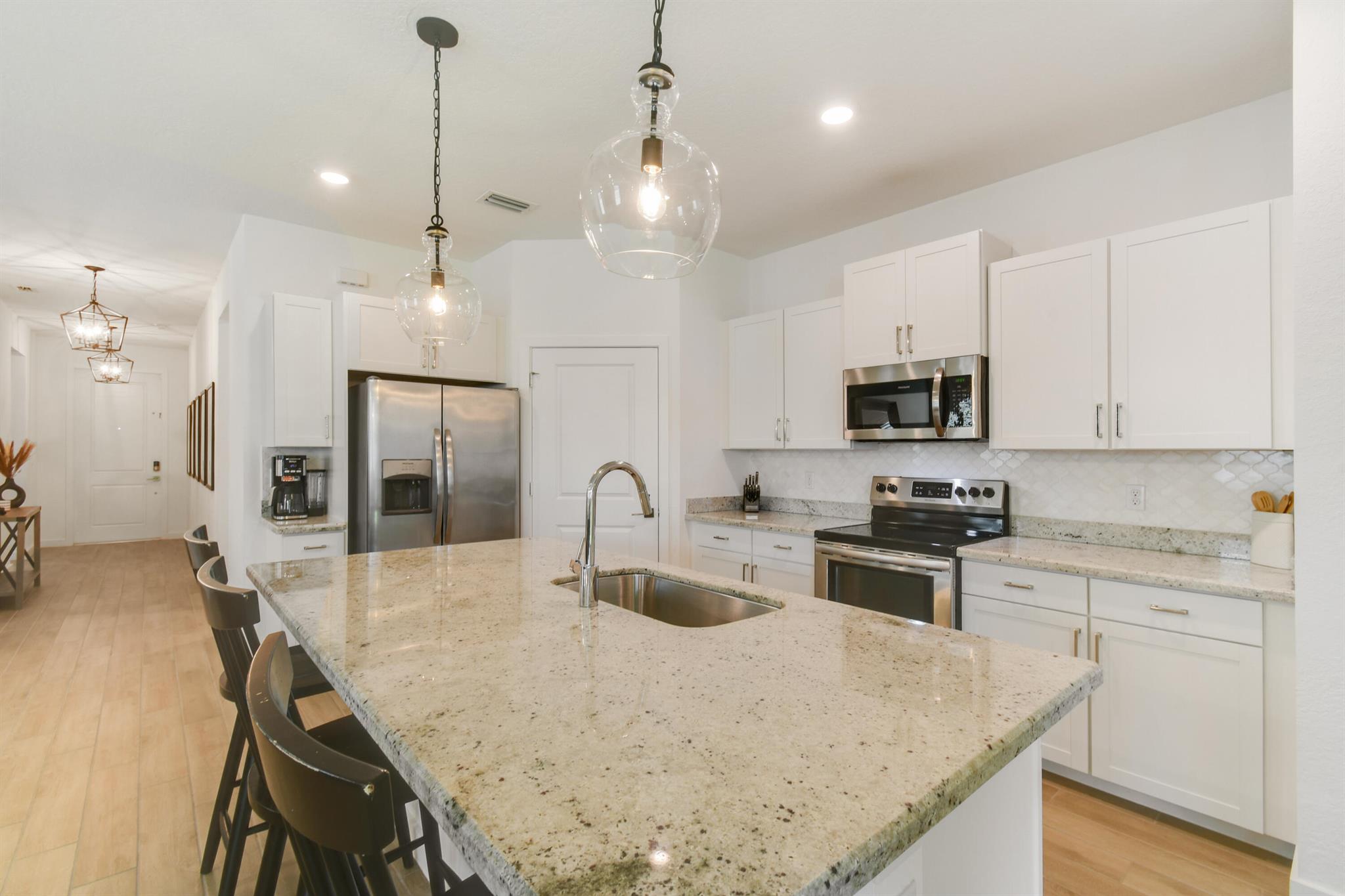 2244 SW Strawberry Terrace