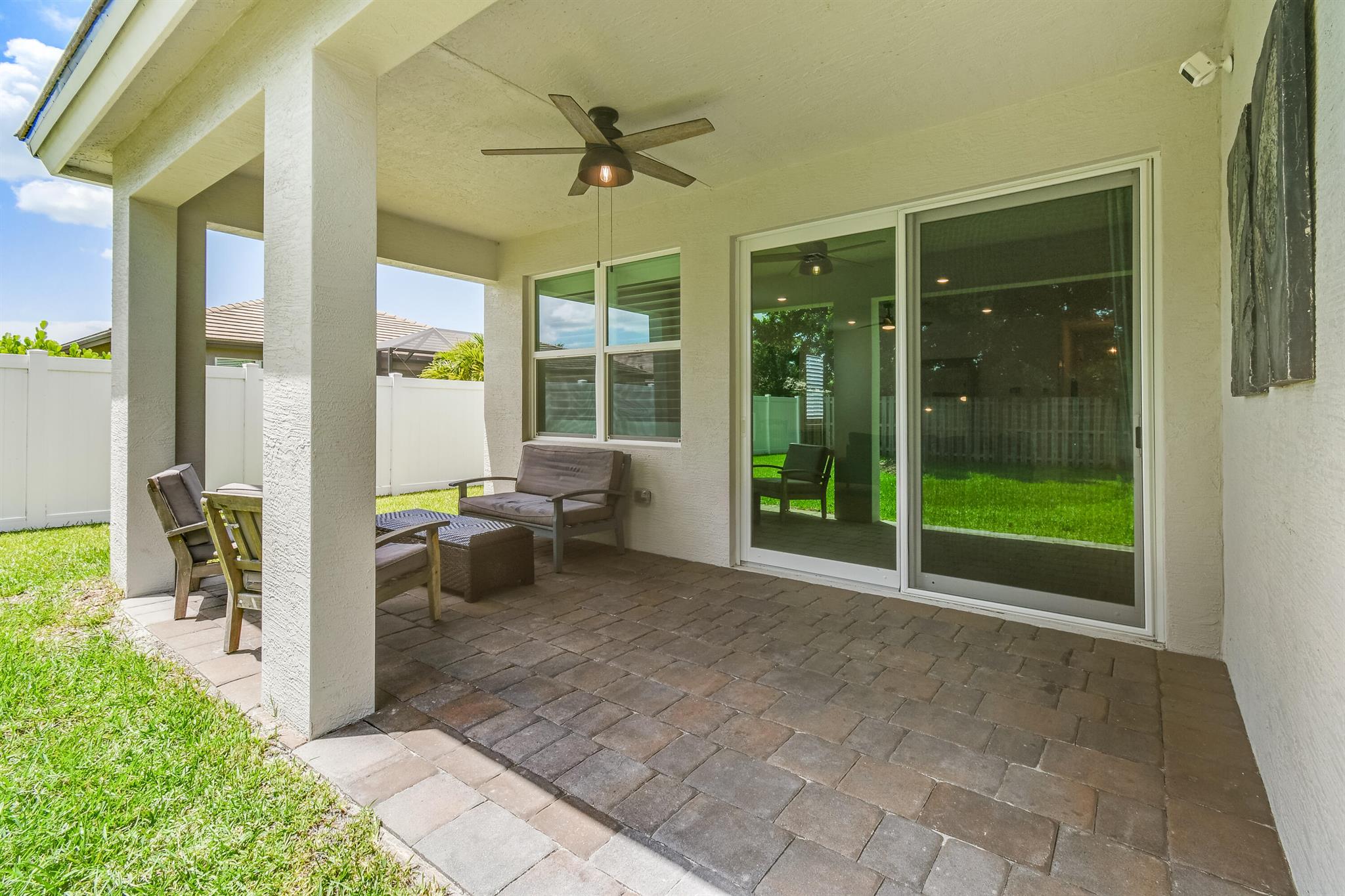 2244 SW Strawberry Terrace