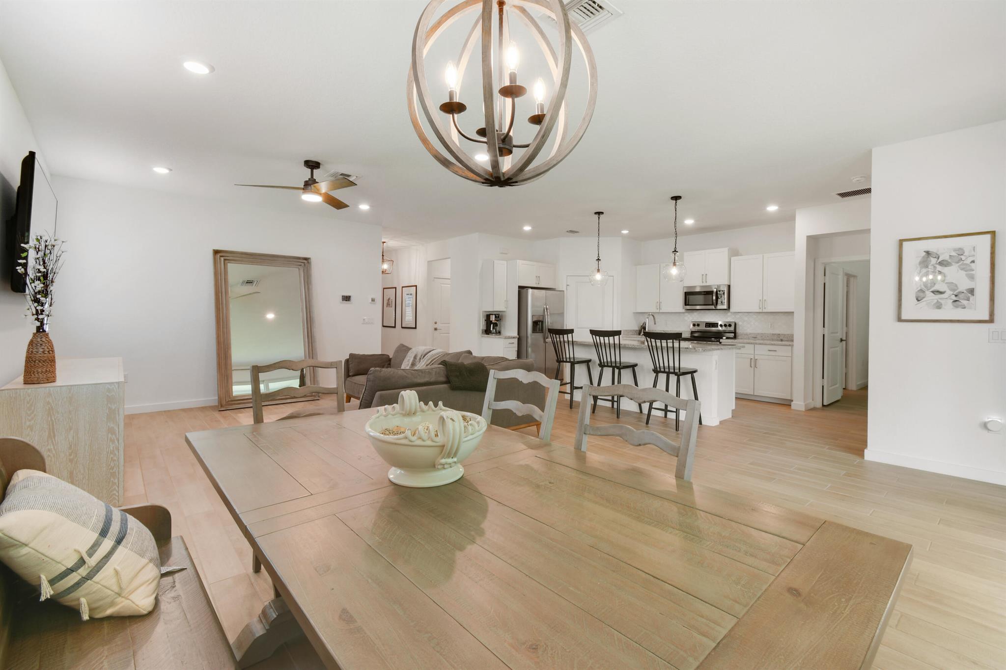 2244 SW Strawberry Terrace