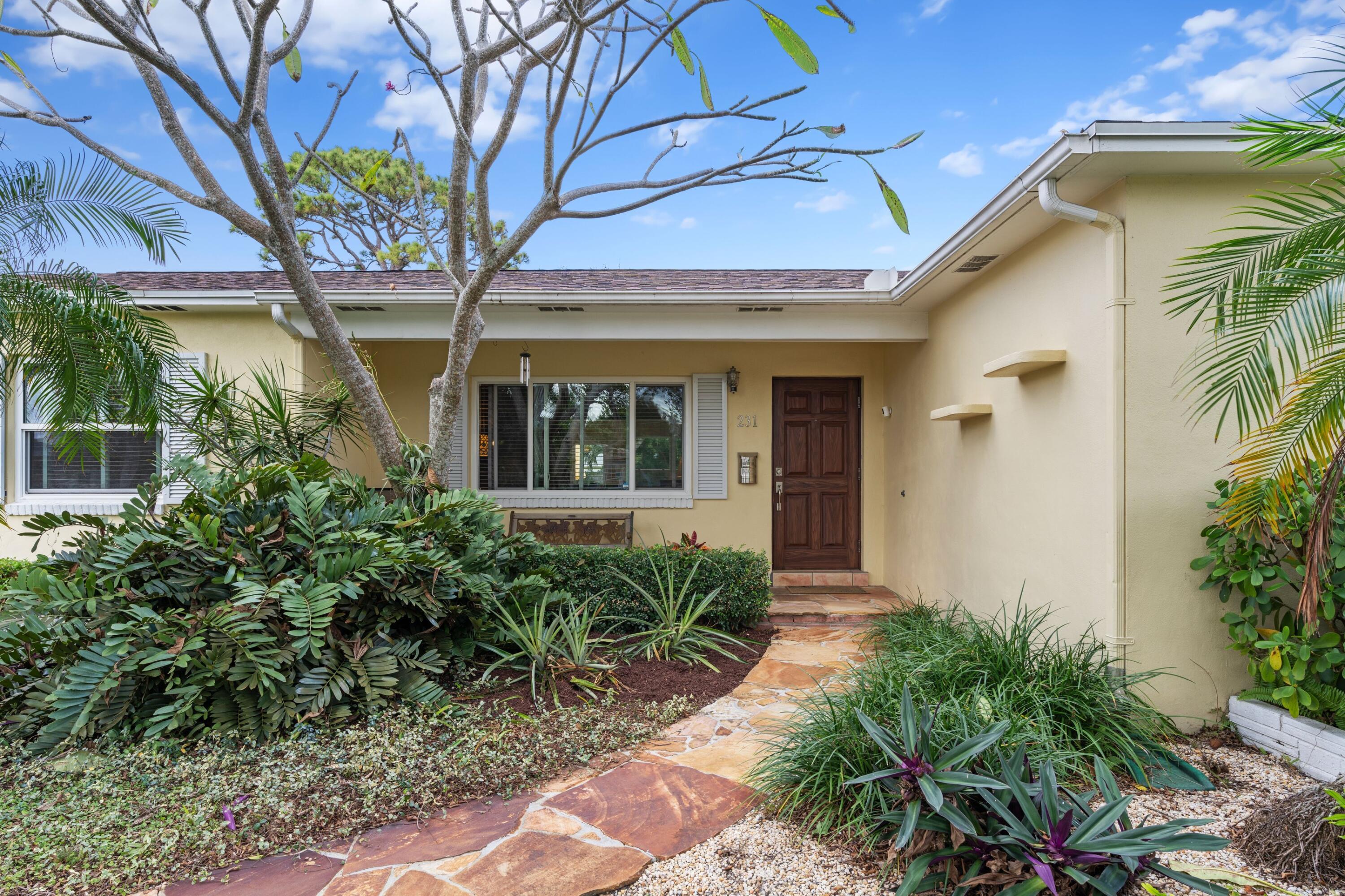 231 Alhambra Place