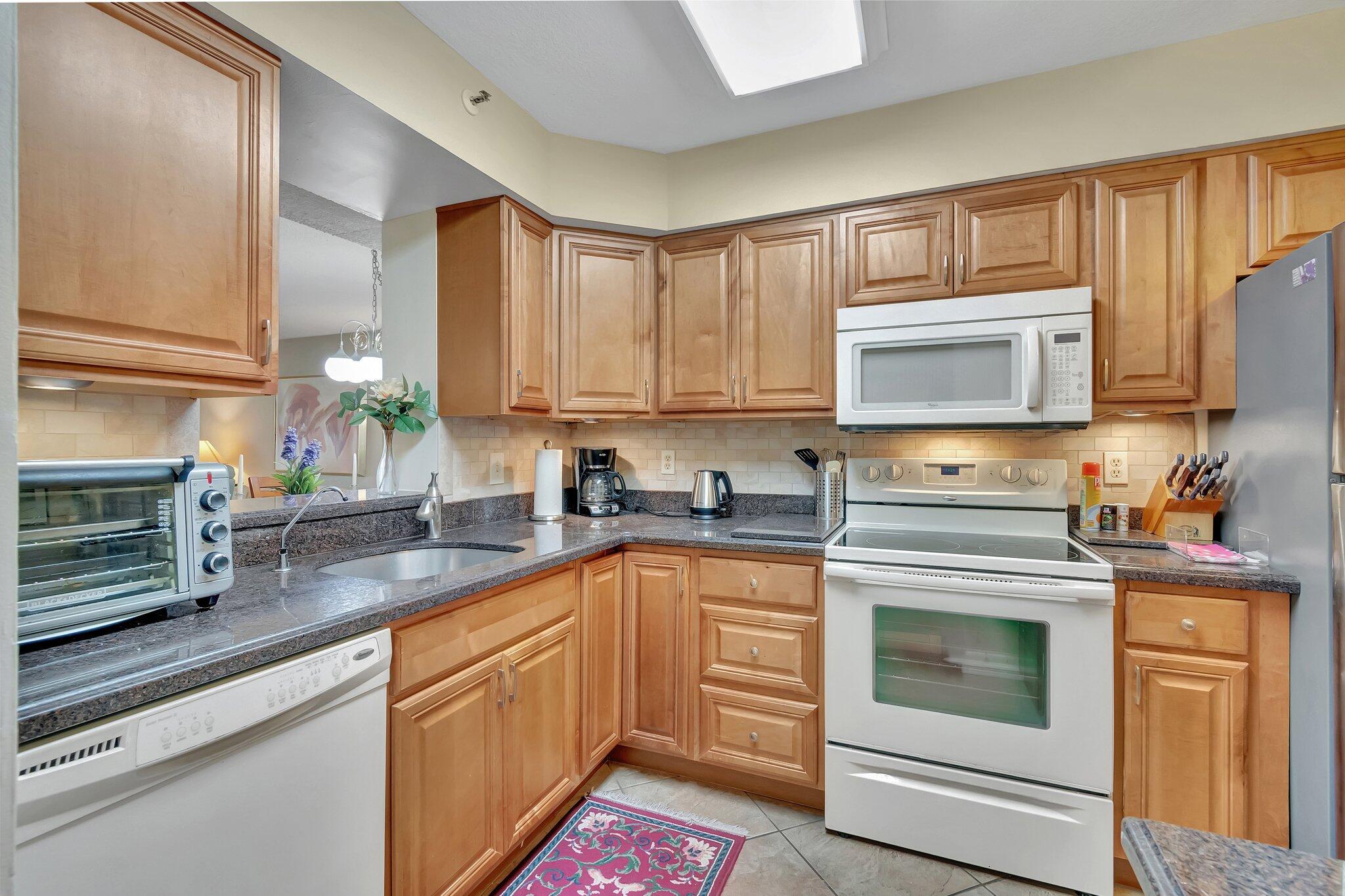 14426 Amberly Lane 104