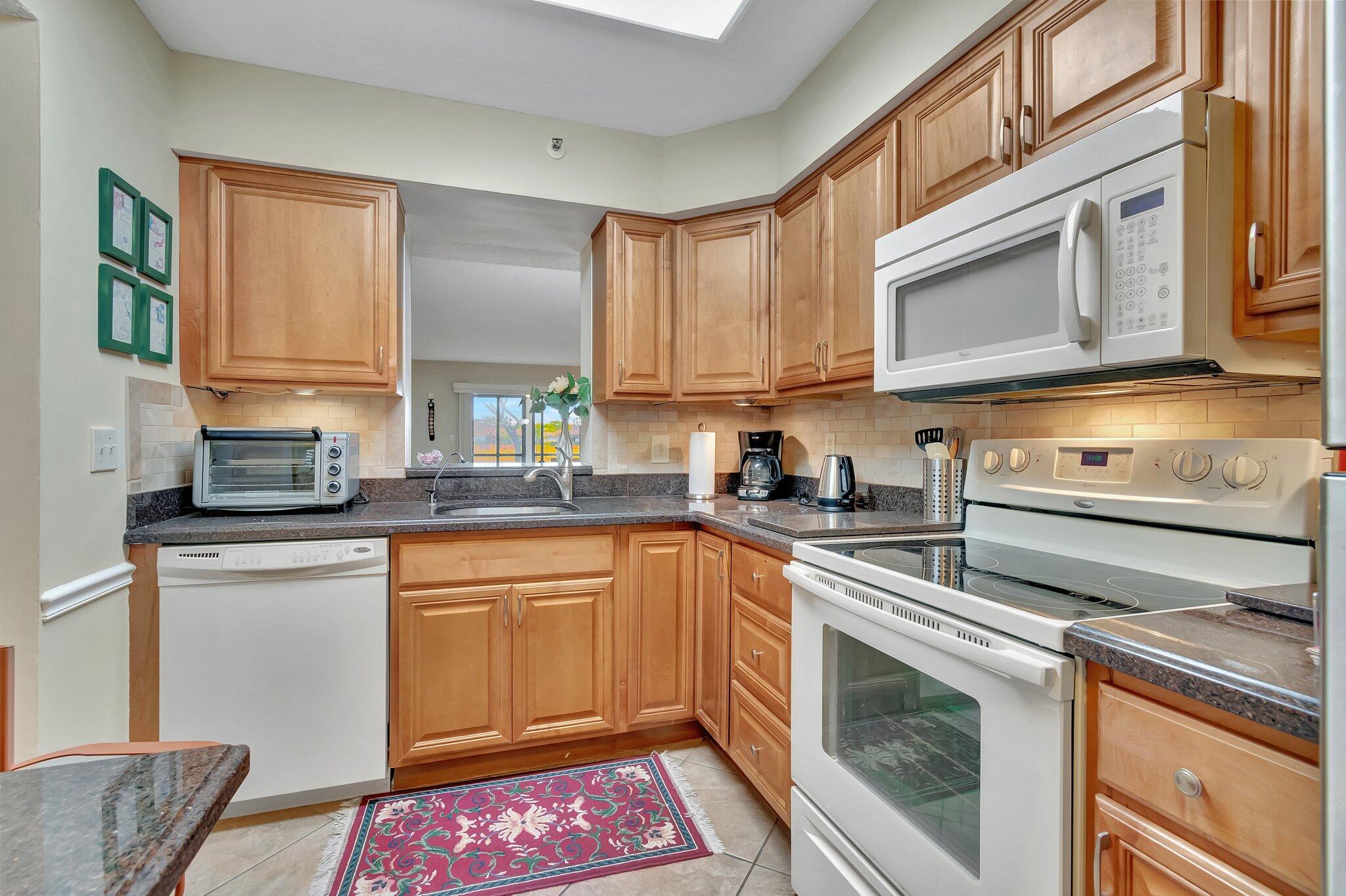 14426 Amberly Lane 104