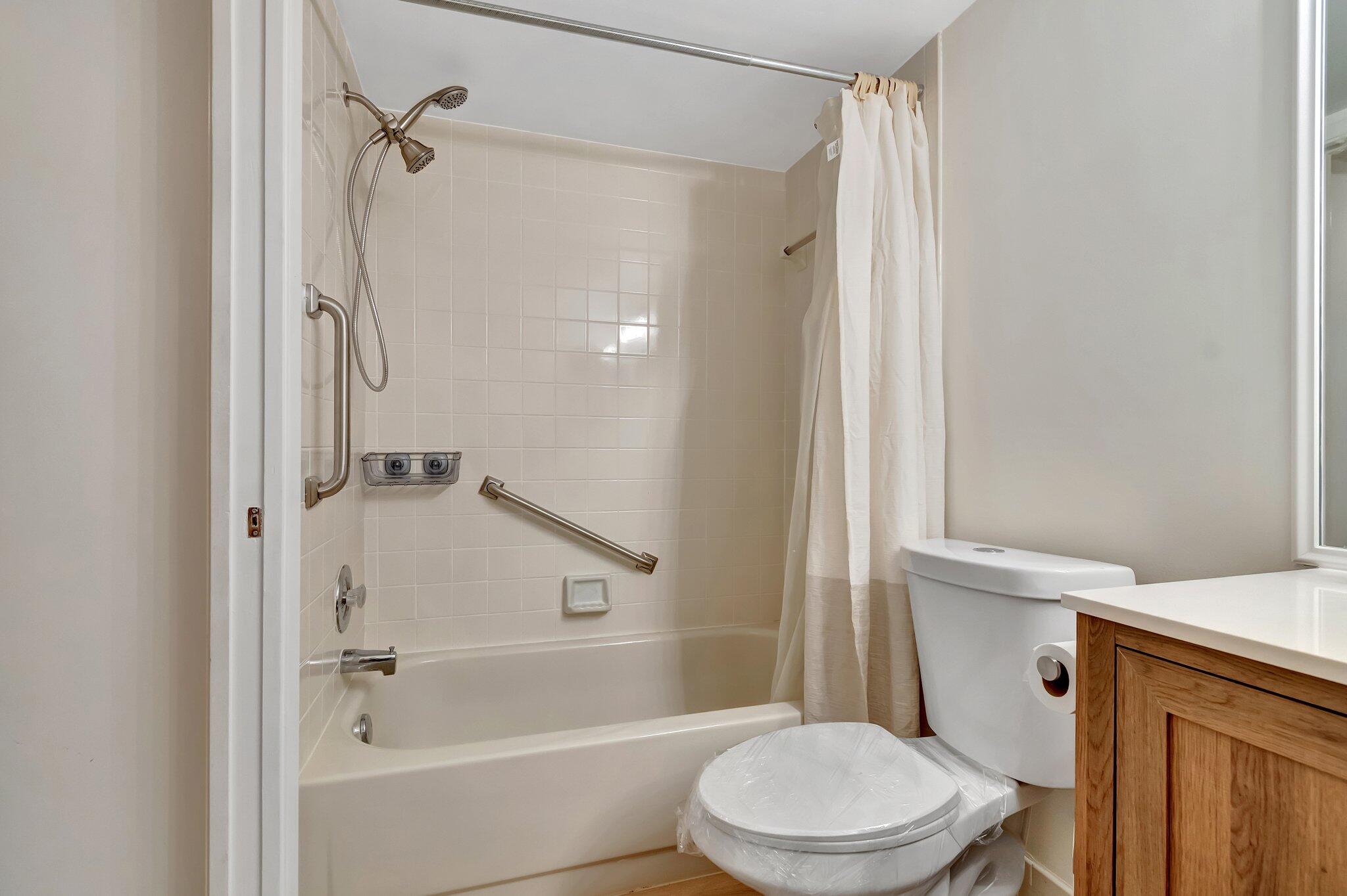 14426 Amberly Lane 104