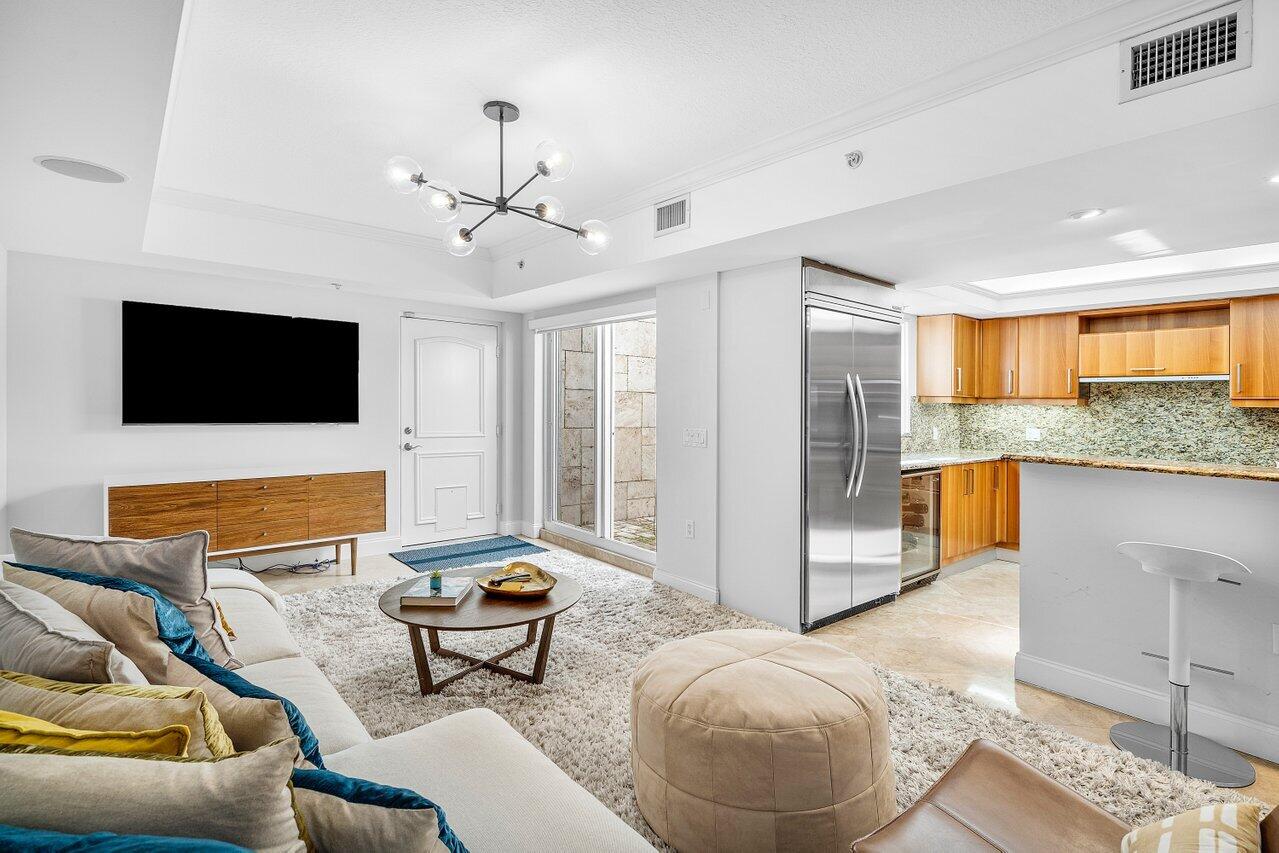 2051 SE 3rd Street Th-4