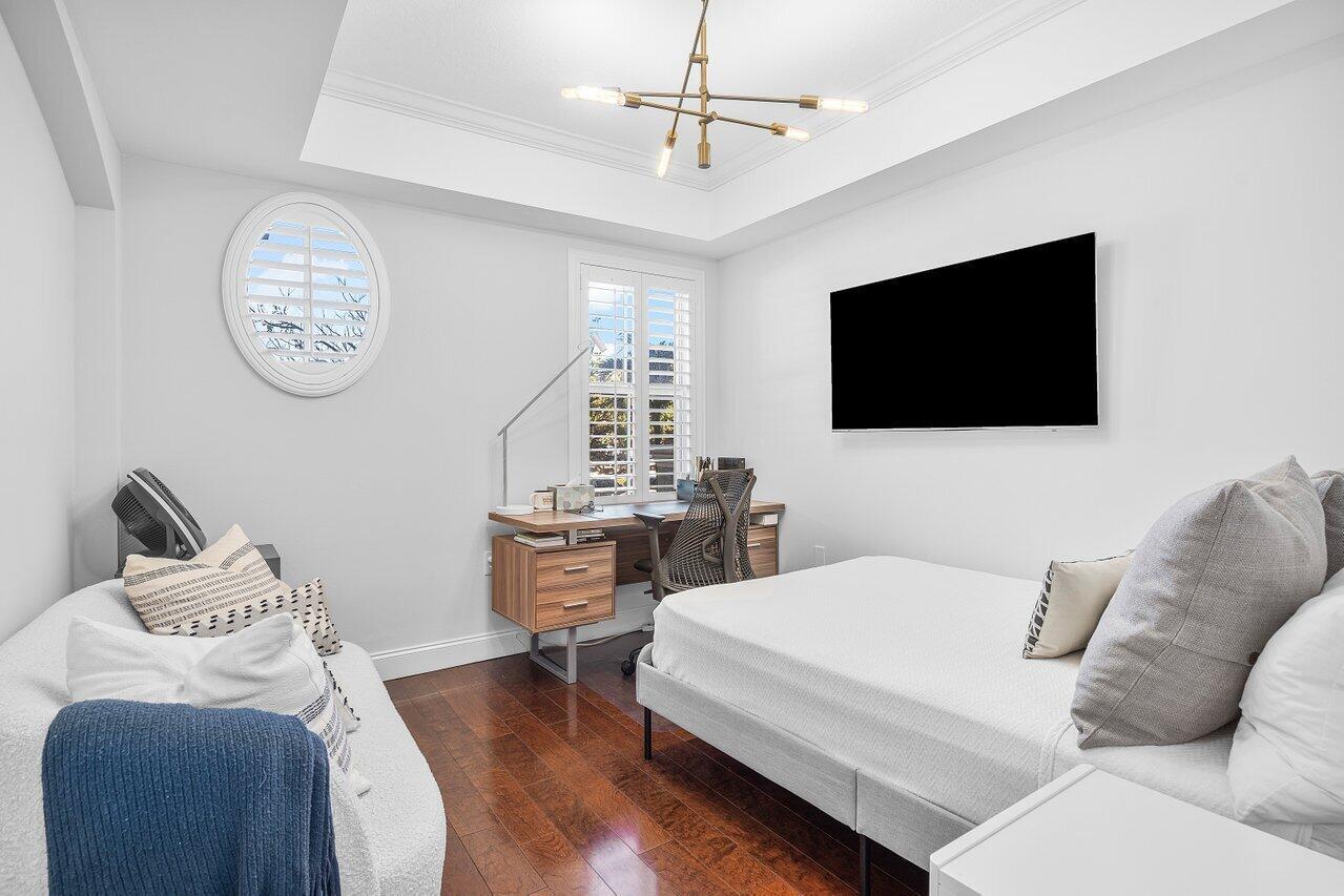 2051 SE 3rd Street Th-4