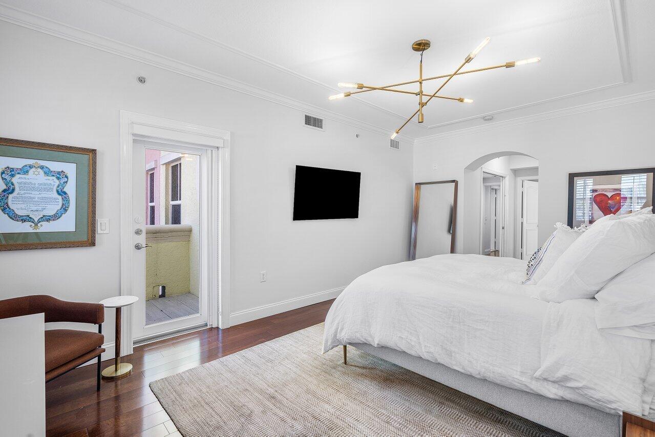 2051 SE 3rd Street Th-4