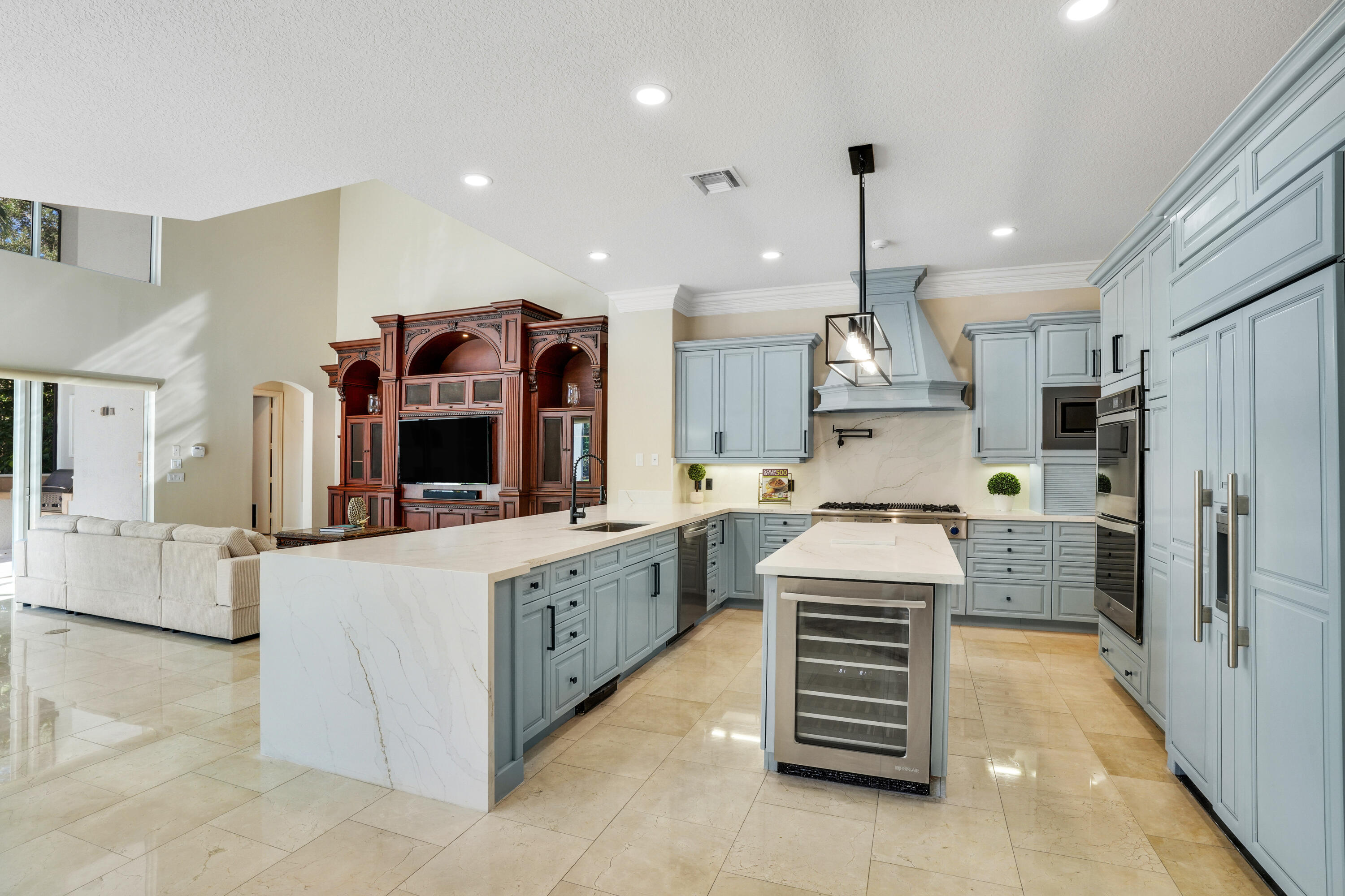 123 San Marita Way
