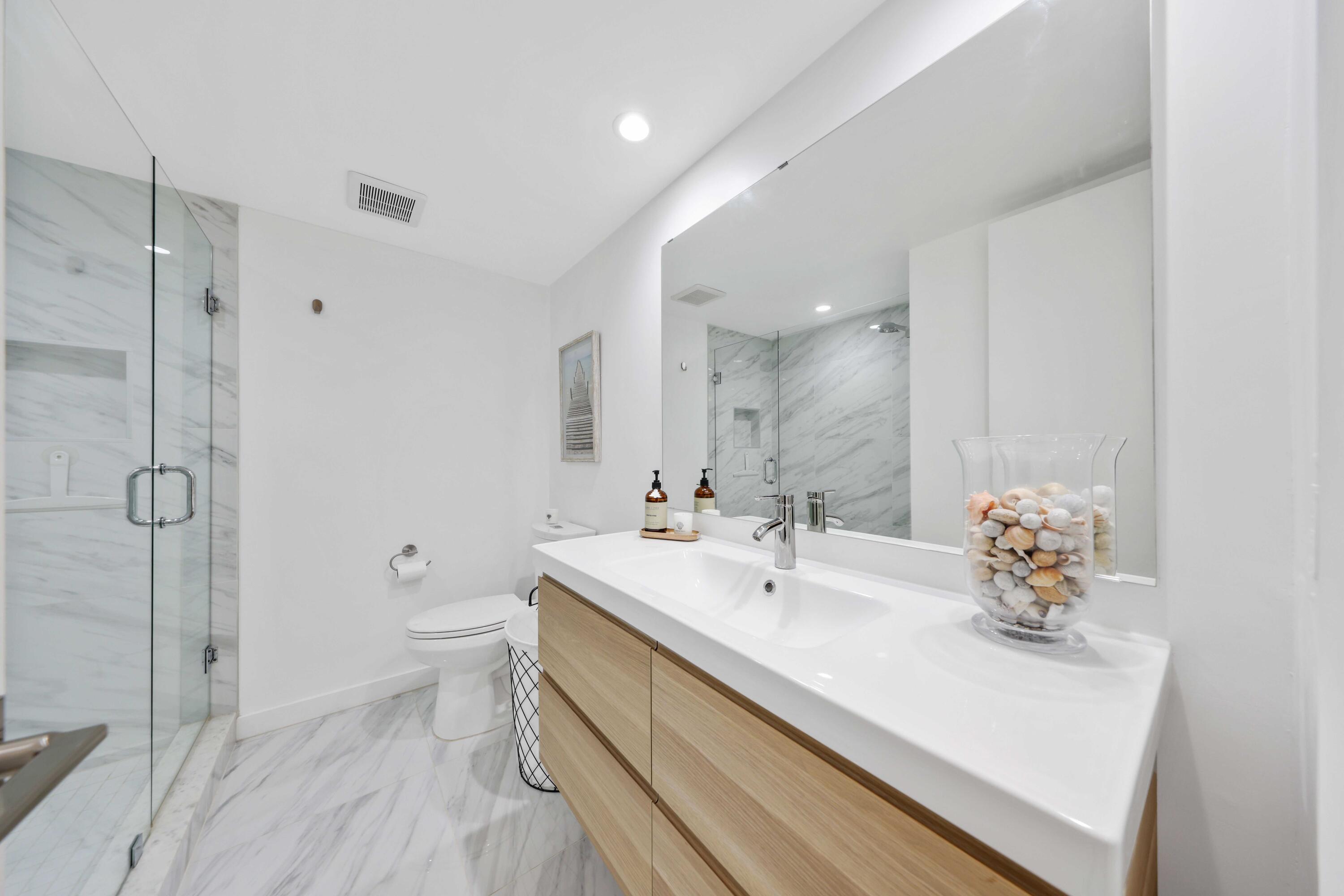 1111 S Ocean Boulevard 214