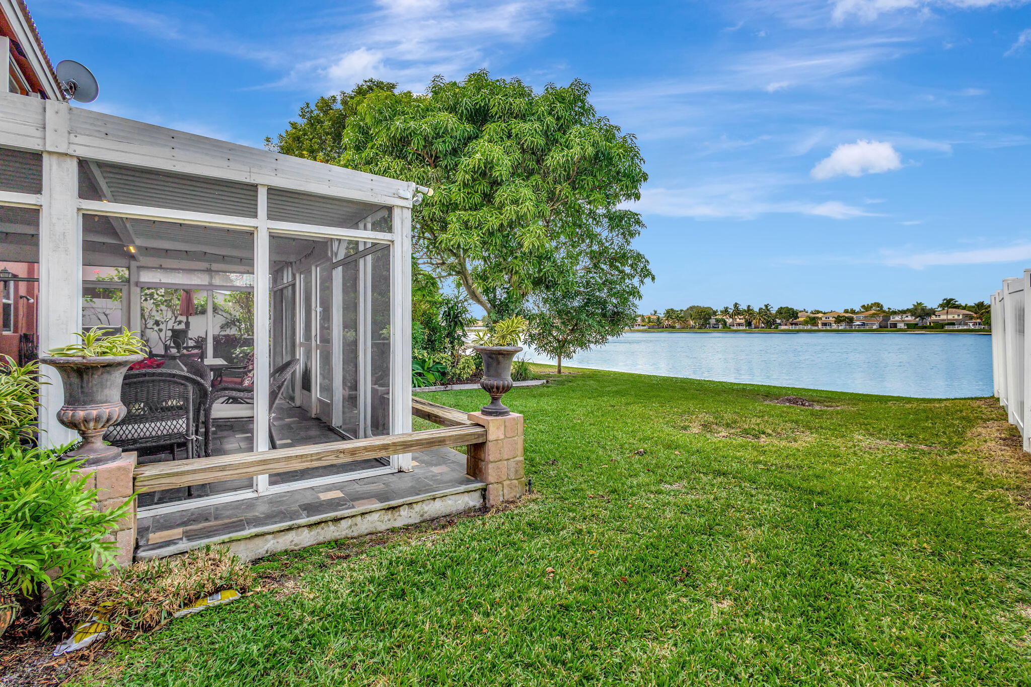 3194 Turtle Cove