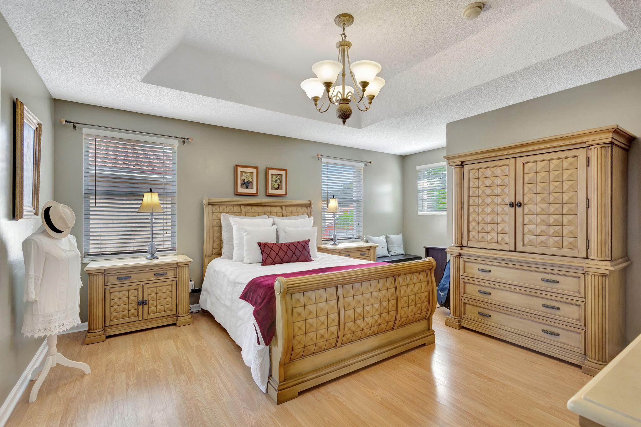 3194 Turtle Cove