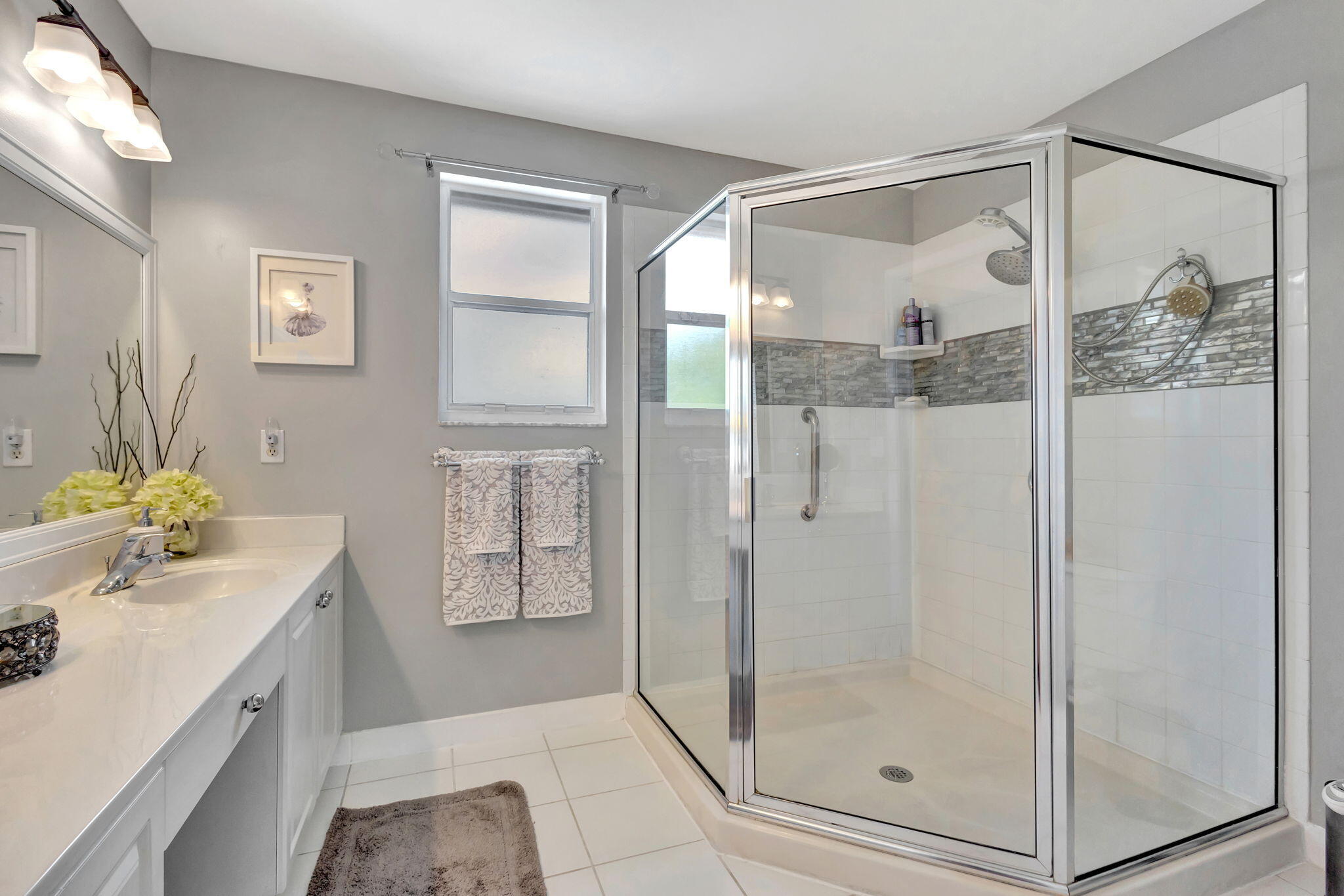 3194 Turtle Cove