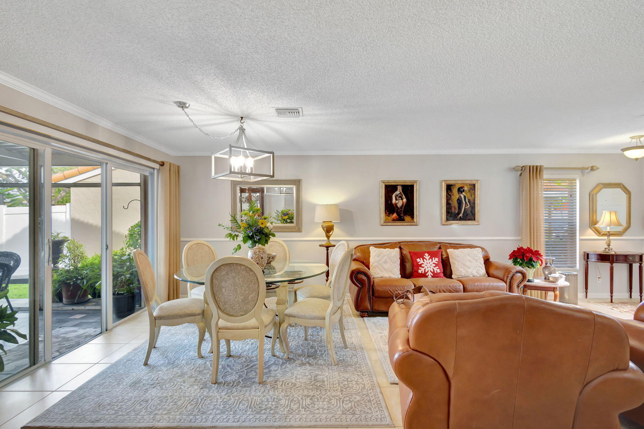 3194 Turtle Cove
