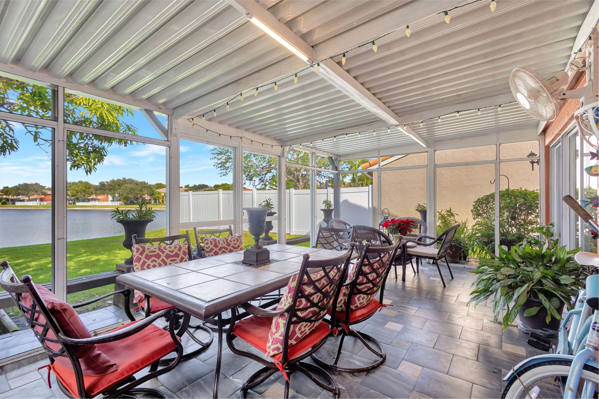 3194 Turtle Cove