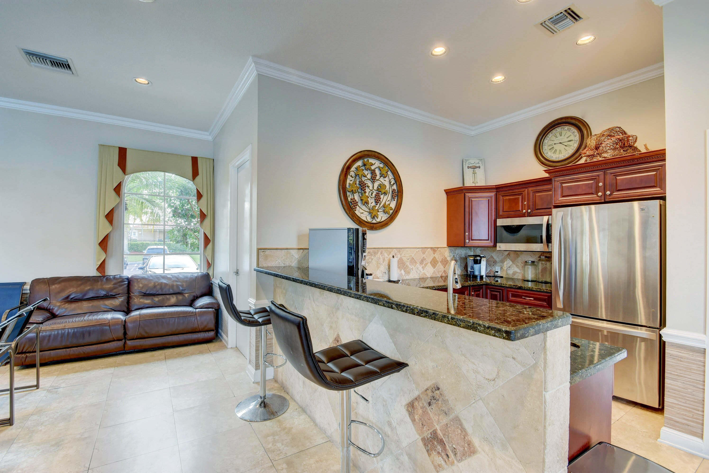3194 Turtle Cove