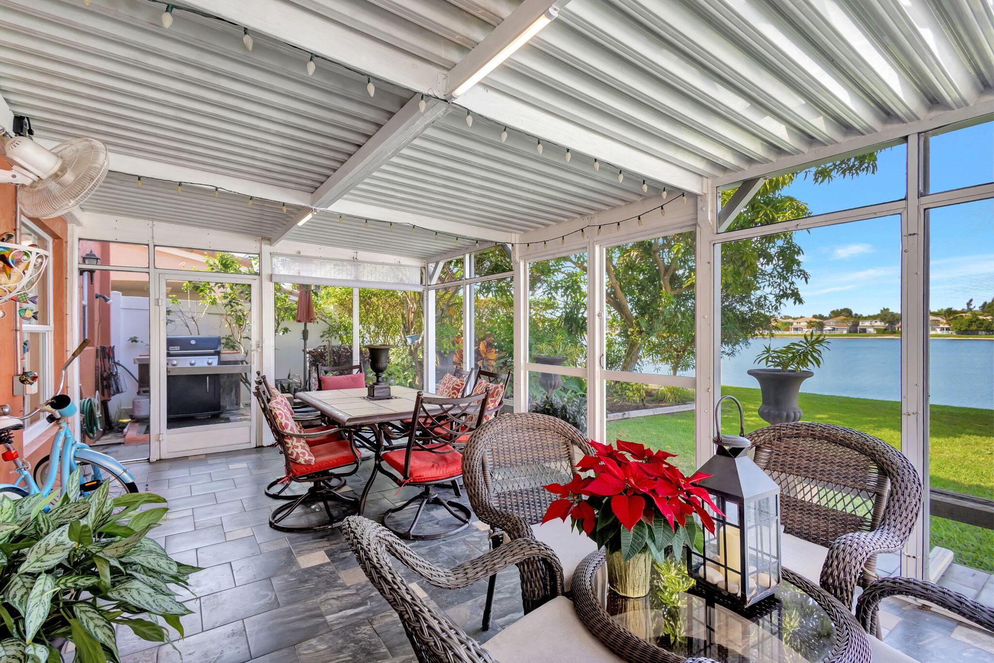 3194 Turtle Cove