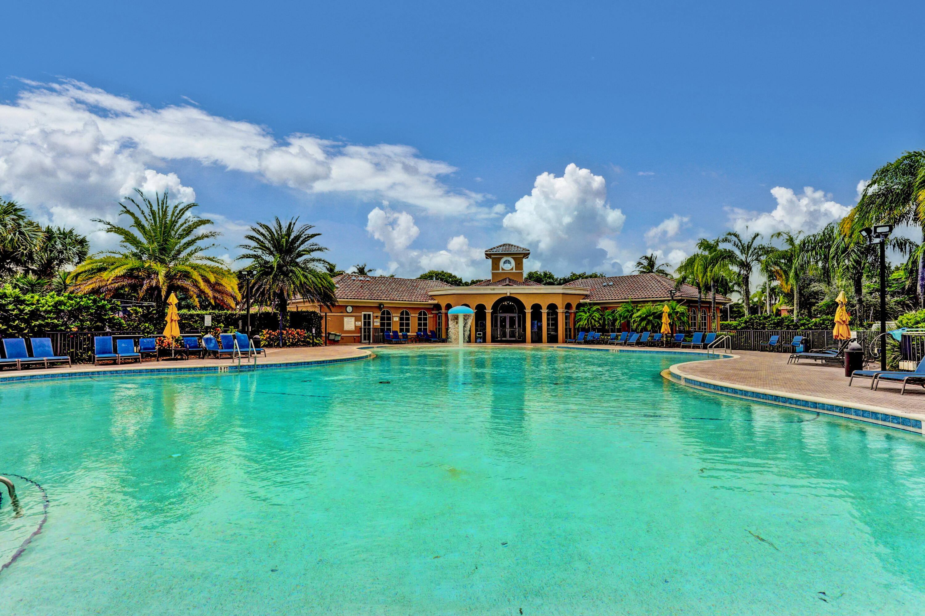 3194 Turtle Cove